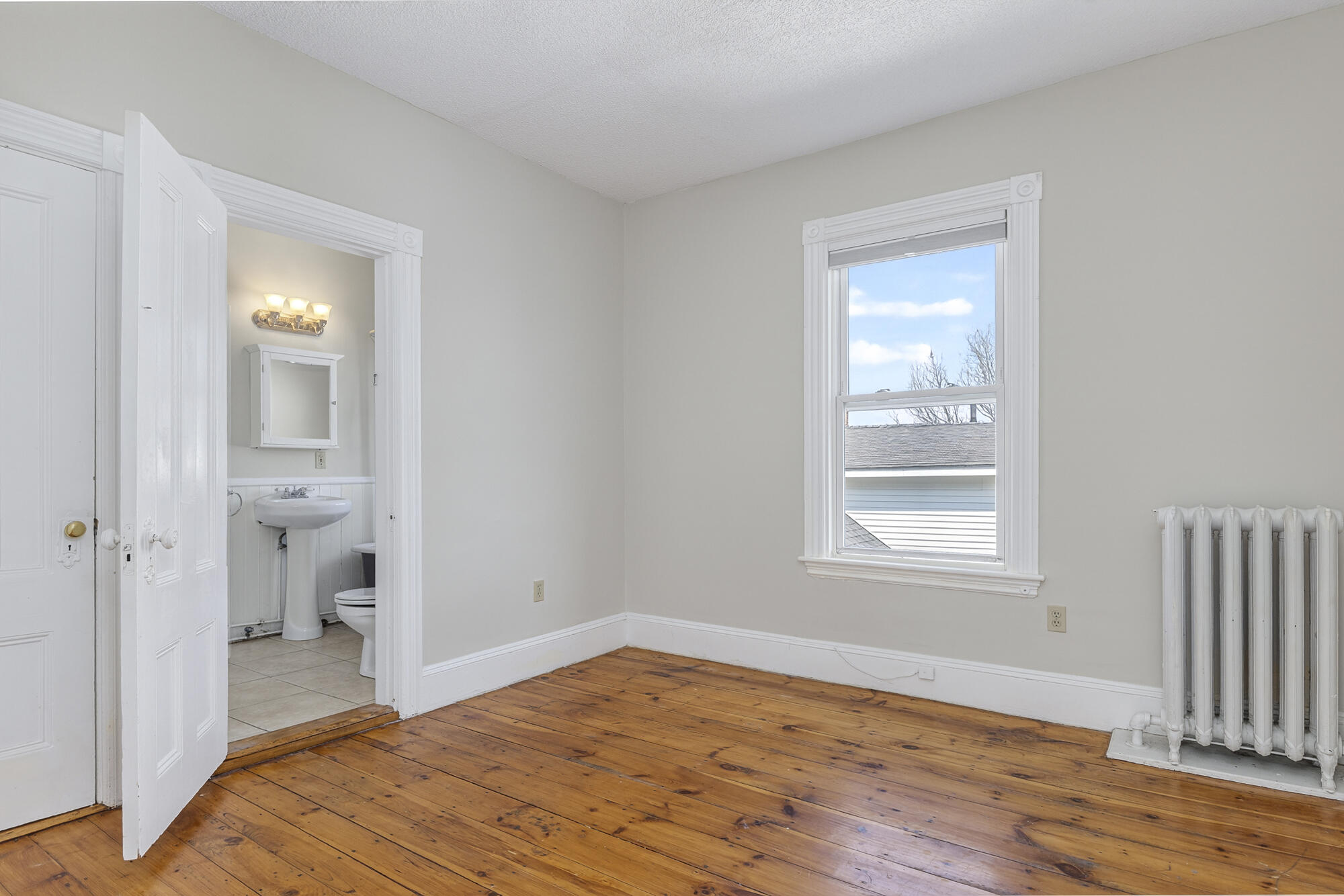 22 Cumberland Avenue UNIT 3, Portland, ME, 04101