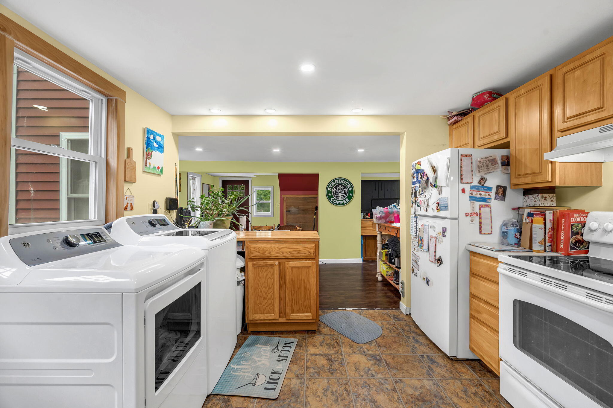 18-web-or-mls-137-cobbosseecontee-rd