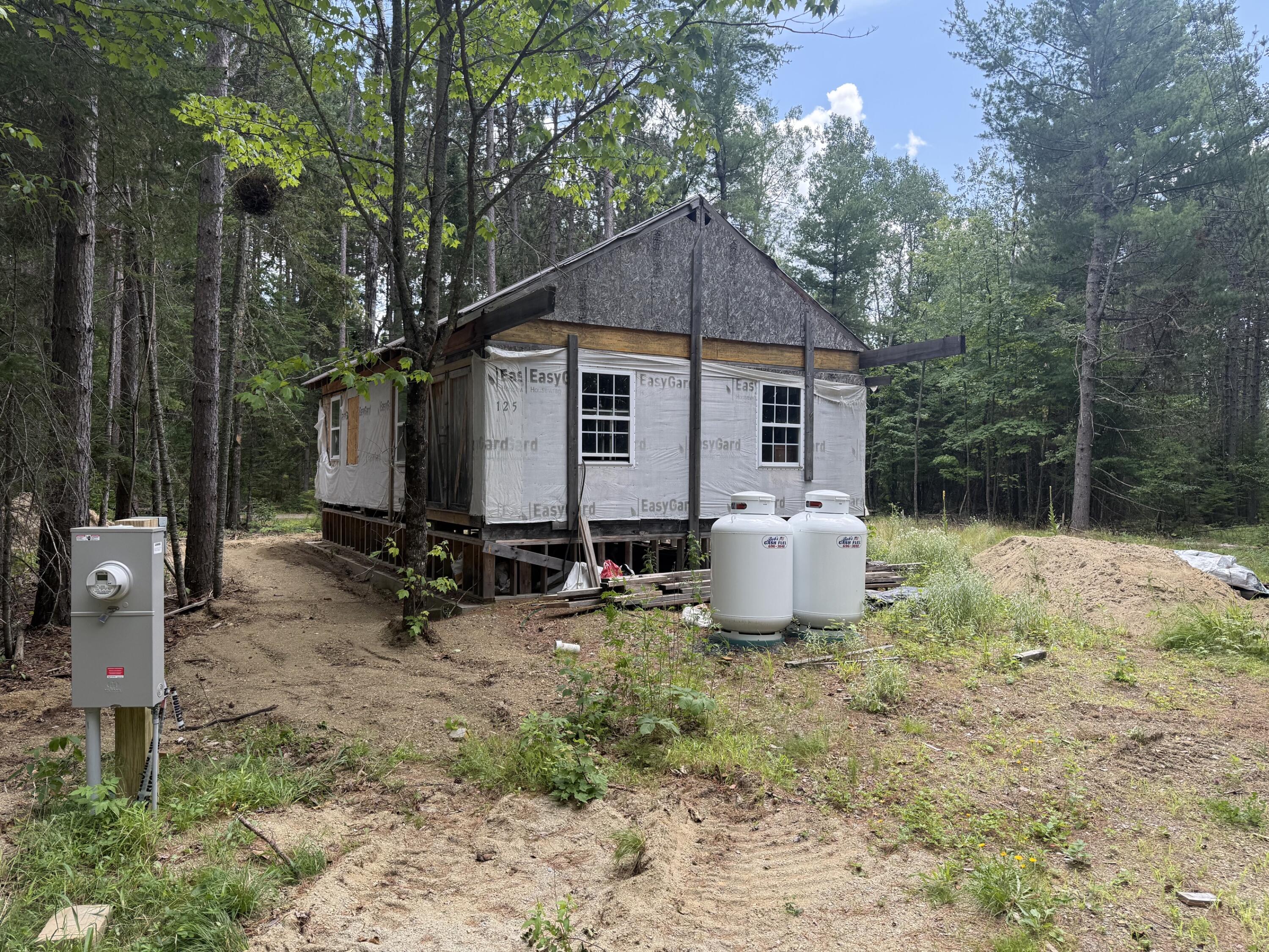 22x33 cabin