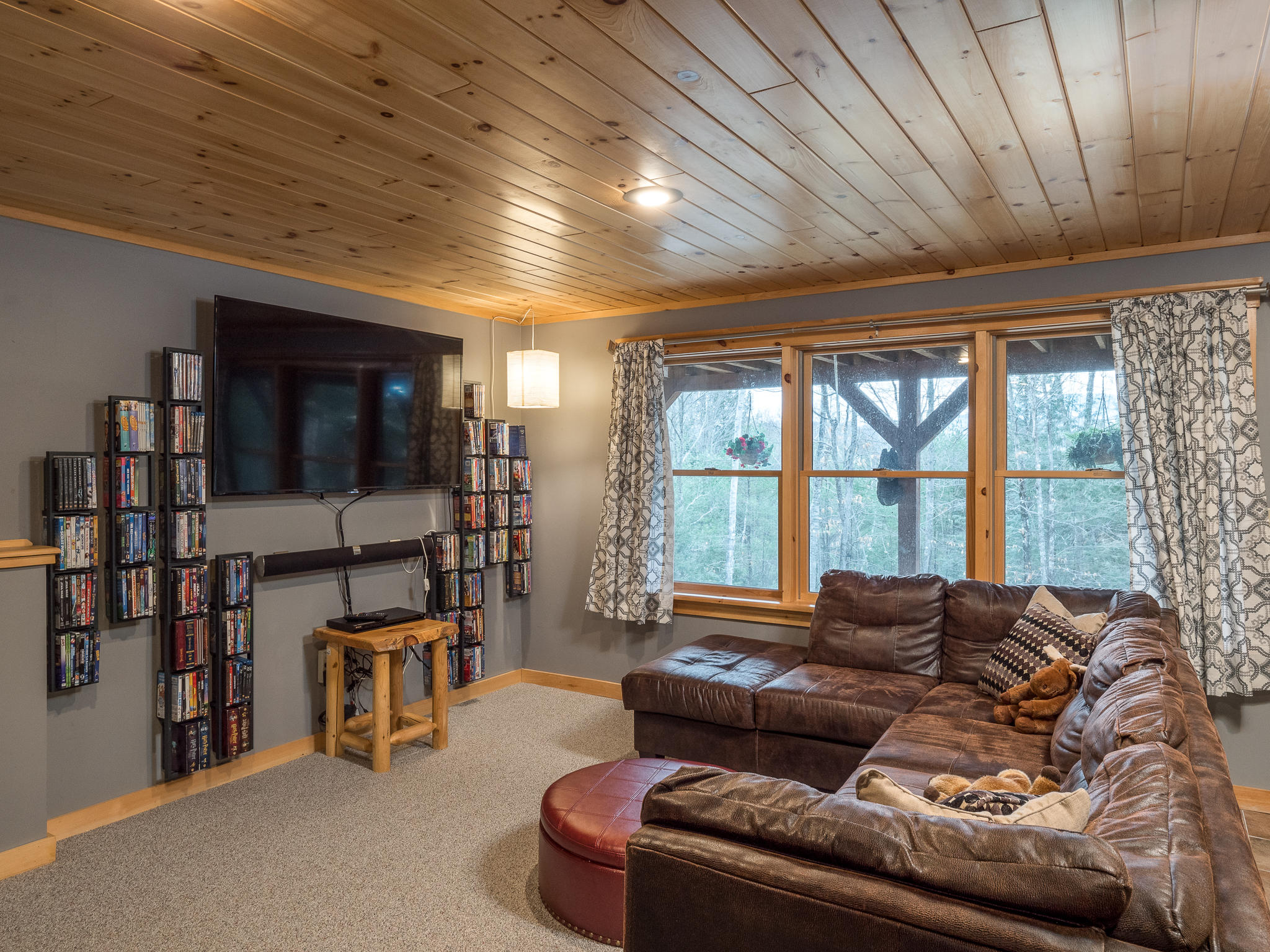 84 Valley View Drive, Newry, ME, 04261