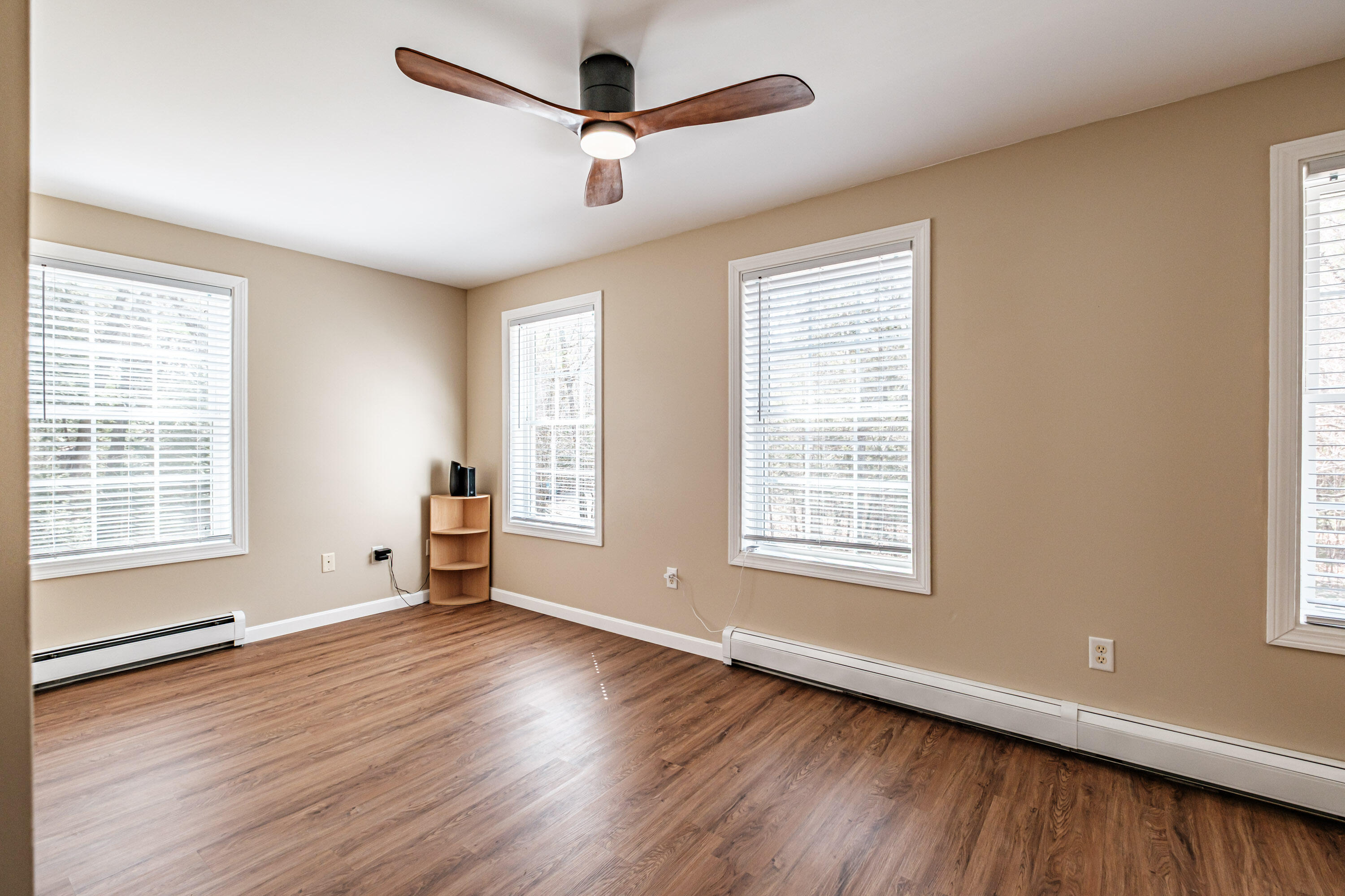 121 Shore Road, Sebago, ME, 04029
