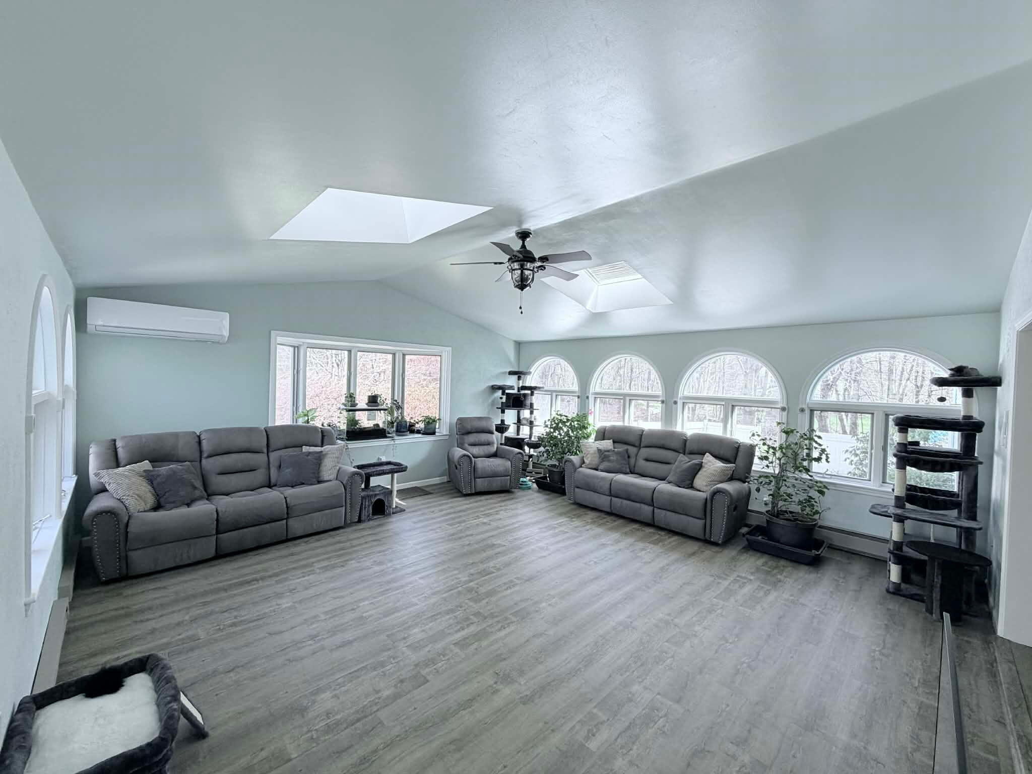 18 Martin Heights, Raymond, ME, 04071