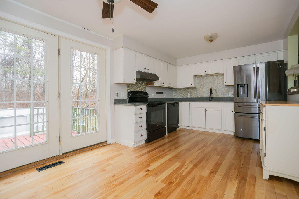 109 Sunny Hill Drive, Farmington, ME, 04938