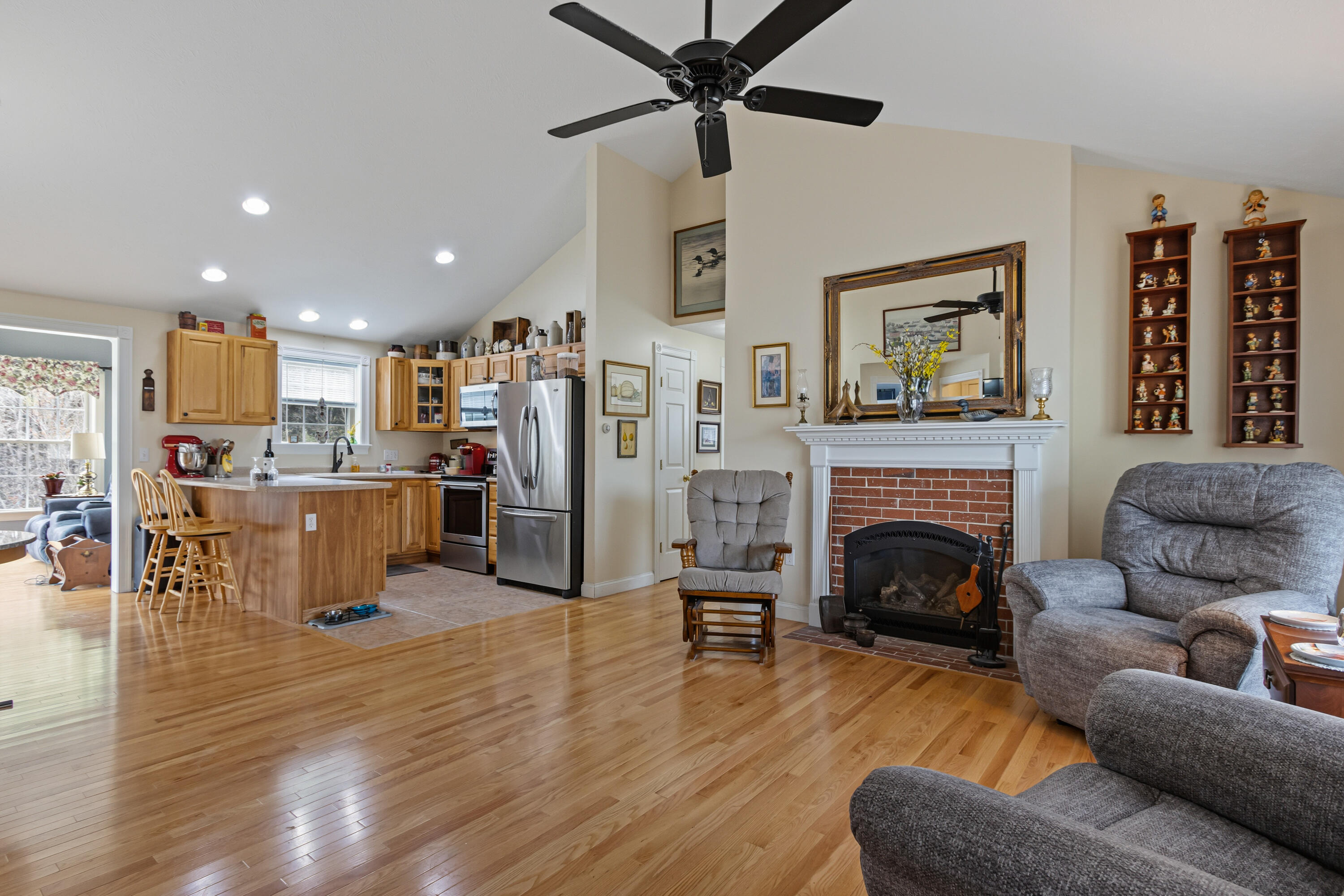 4 Chantelle Way, Saco, ME, 04072