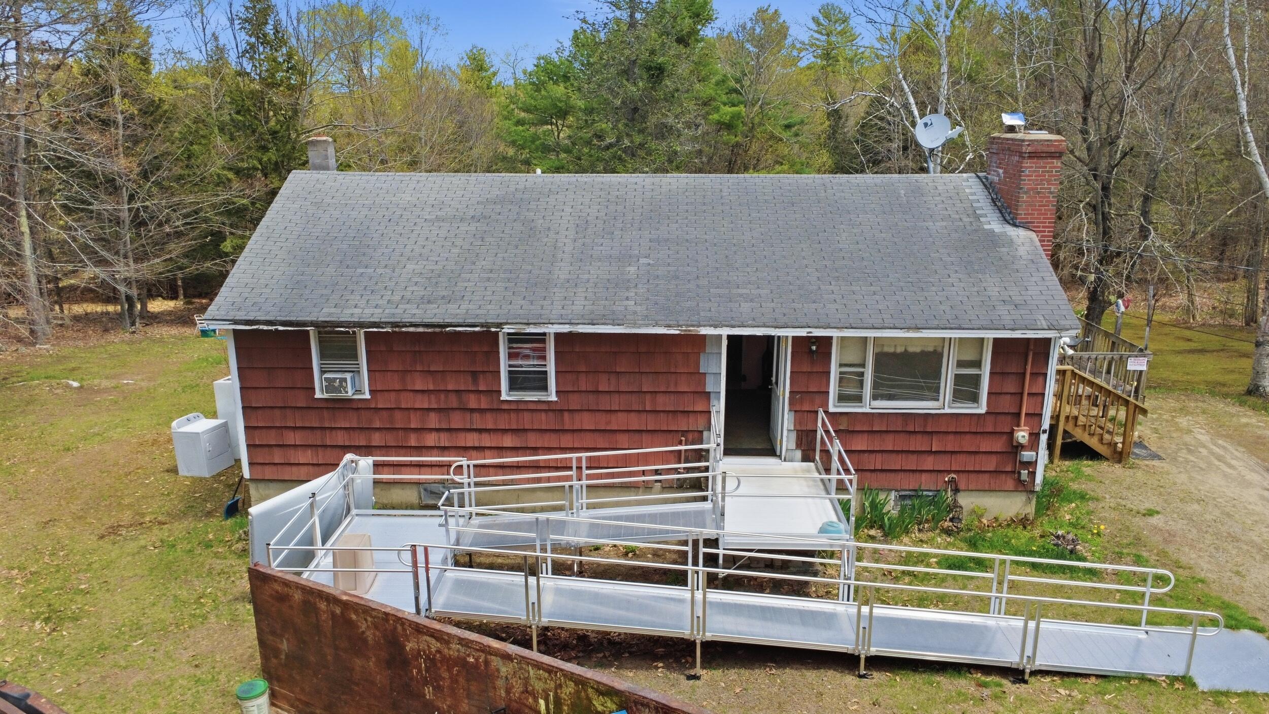 392 Elm Street, Mechanic Falls, ME, 04256