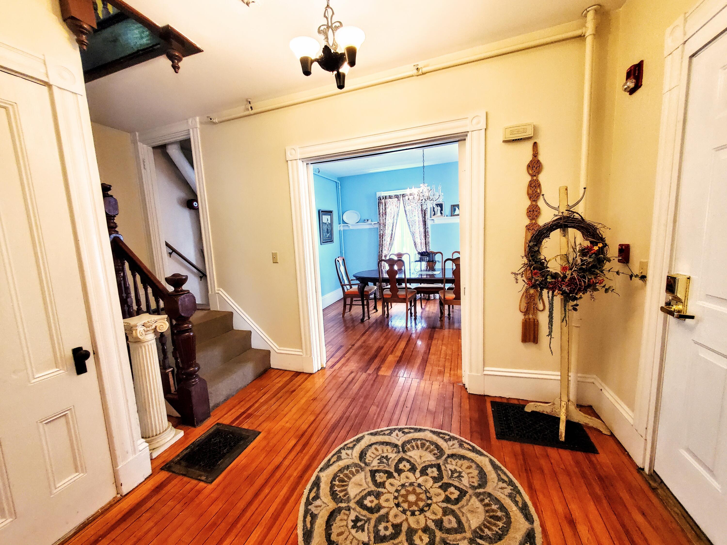 98 Main Street, Madison, ME, 04950