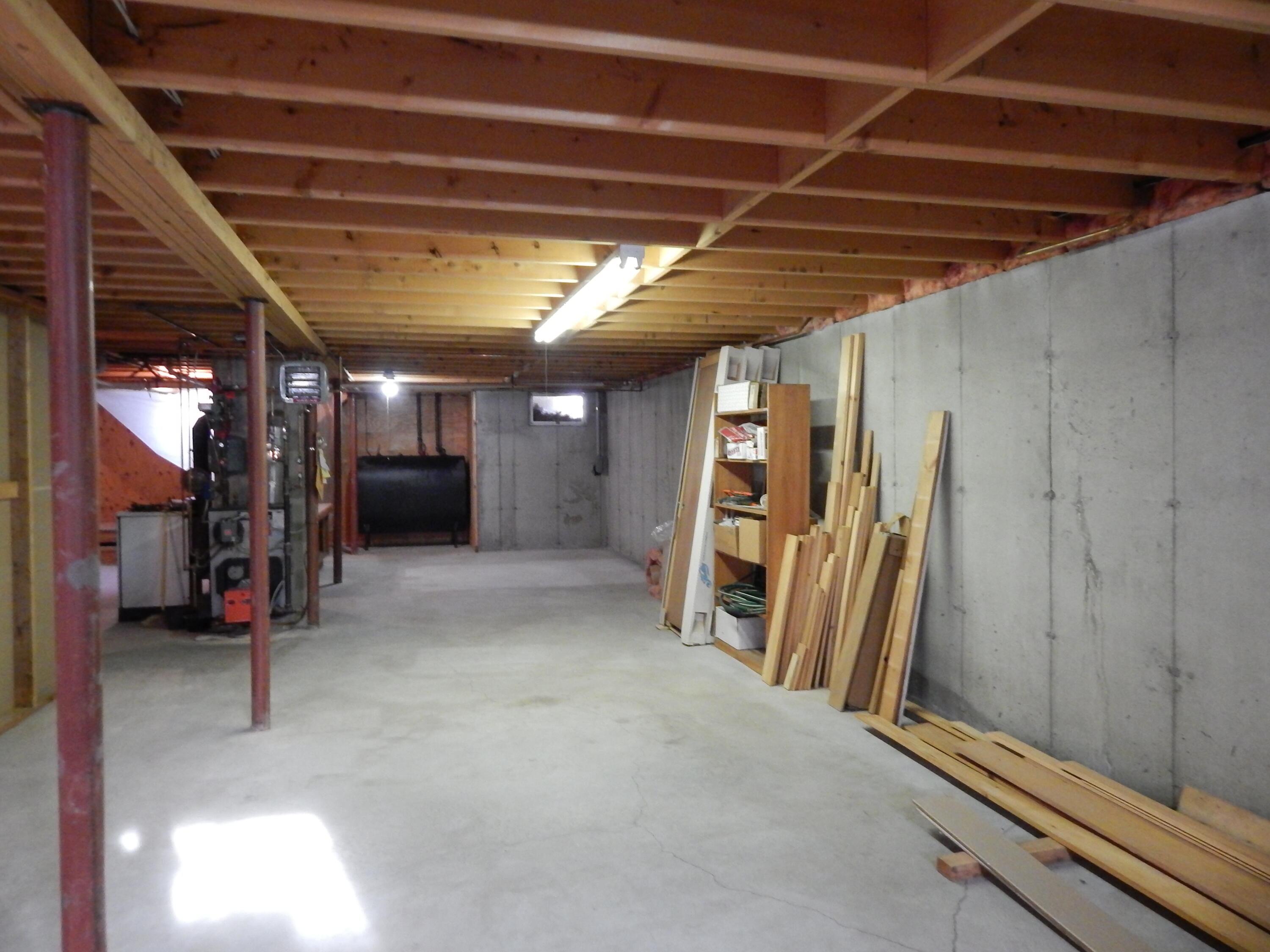 19 Park Street, Paris, ME, 04281