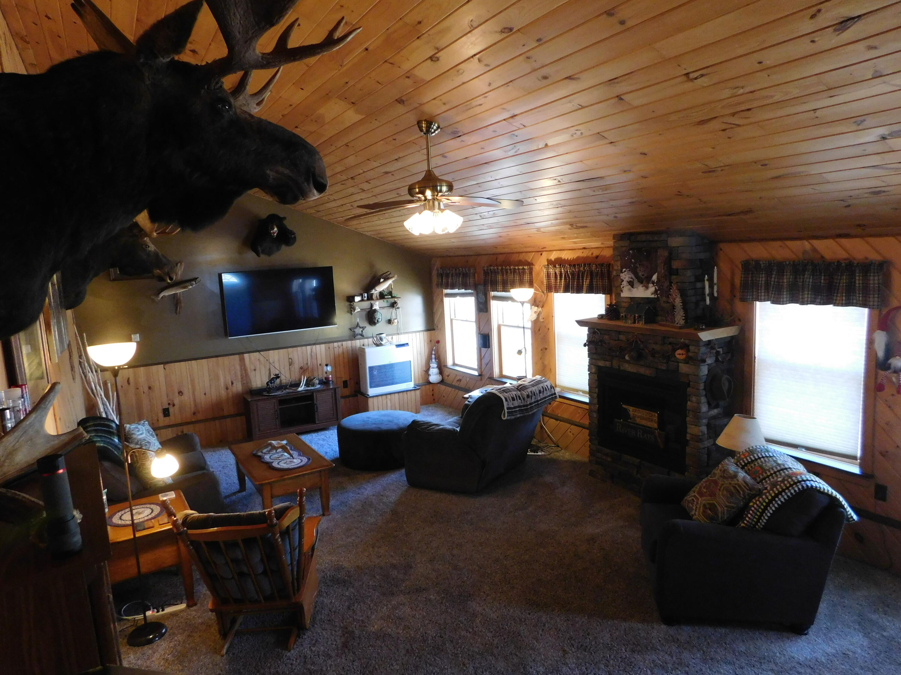 557 Enfield Road, Lincoln, ME, 04457