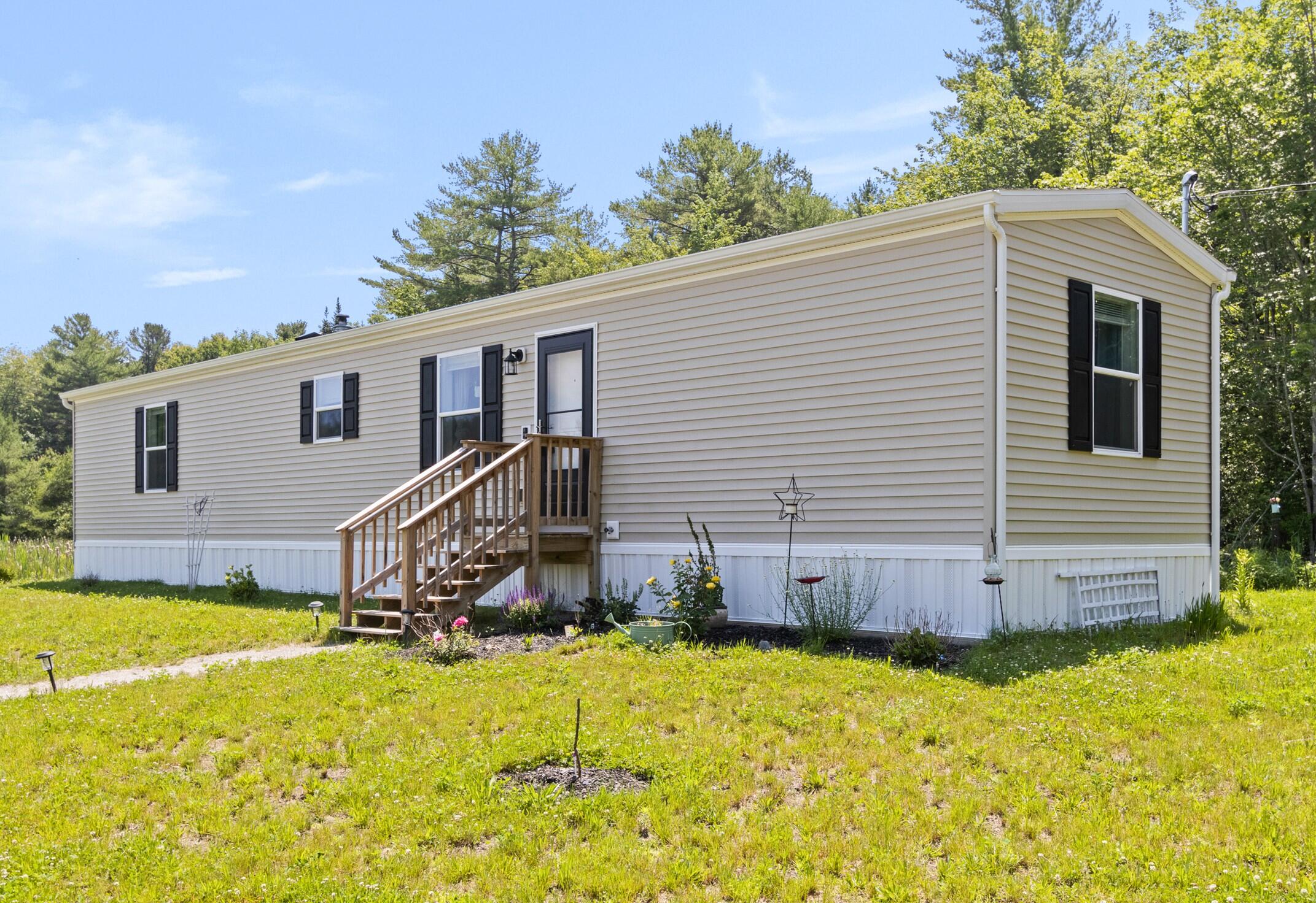 Photo of 28 Wardtown Road Freeport ME 04032