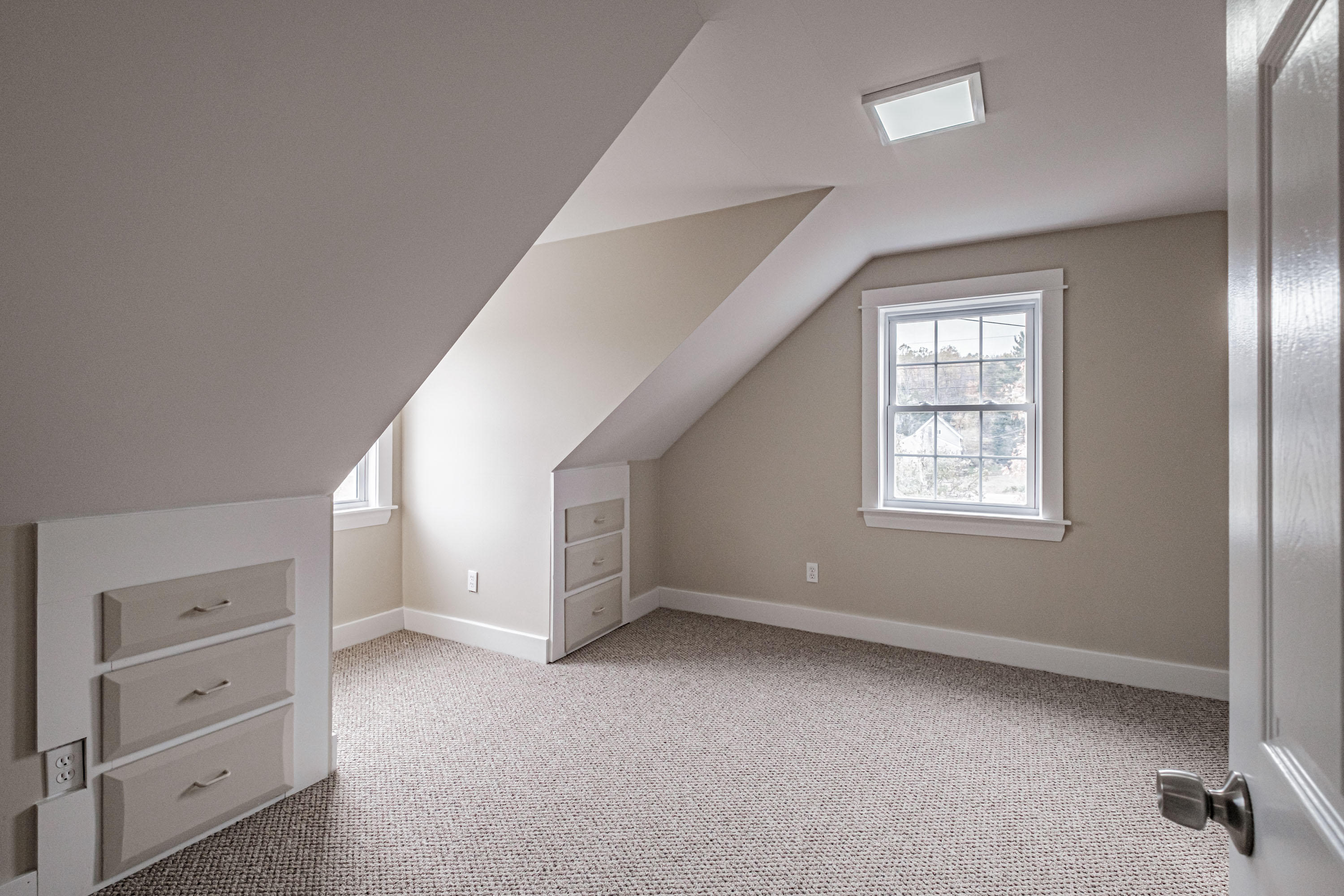 443 High Street, Paris, ME, 04281-6507