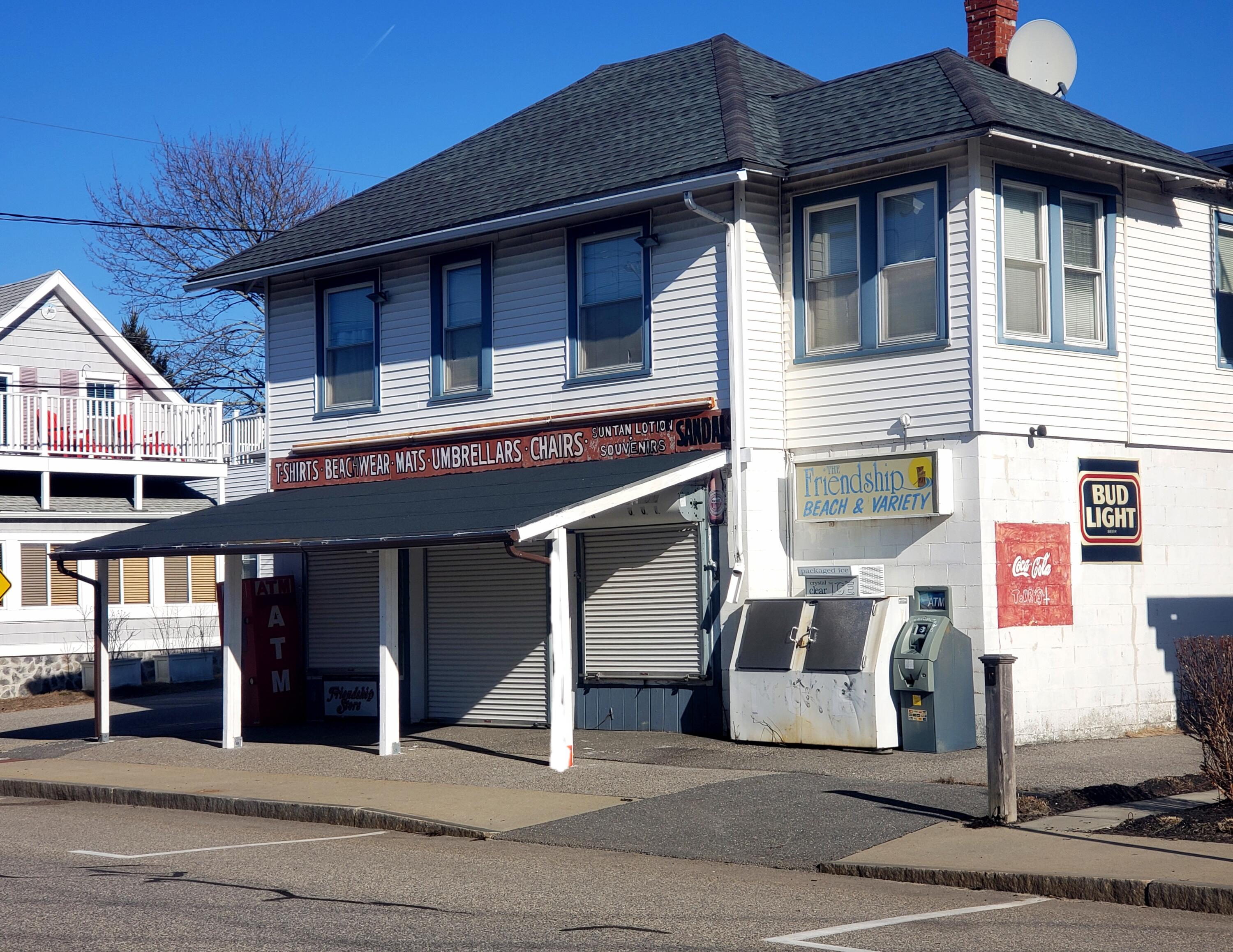 57 E Grand Avenue, Old Orchard Beach, ME, 04064