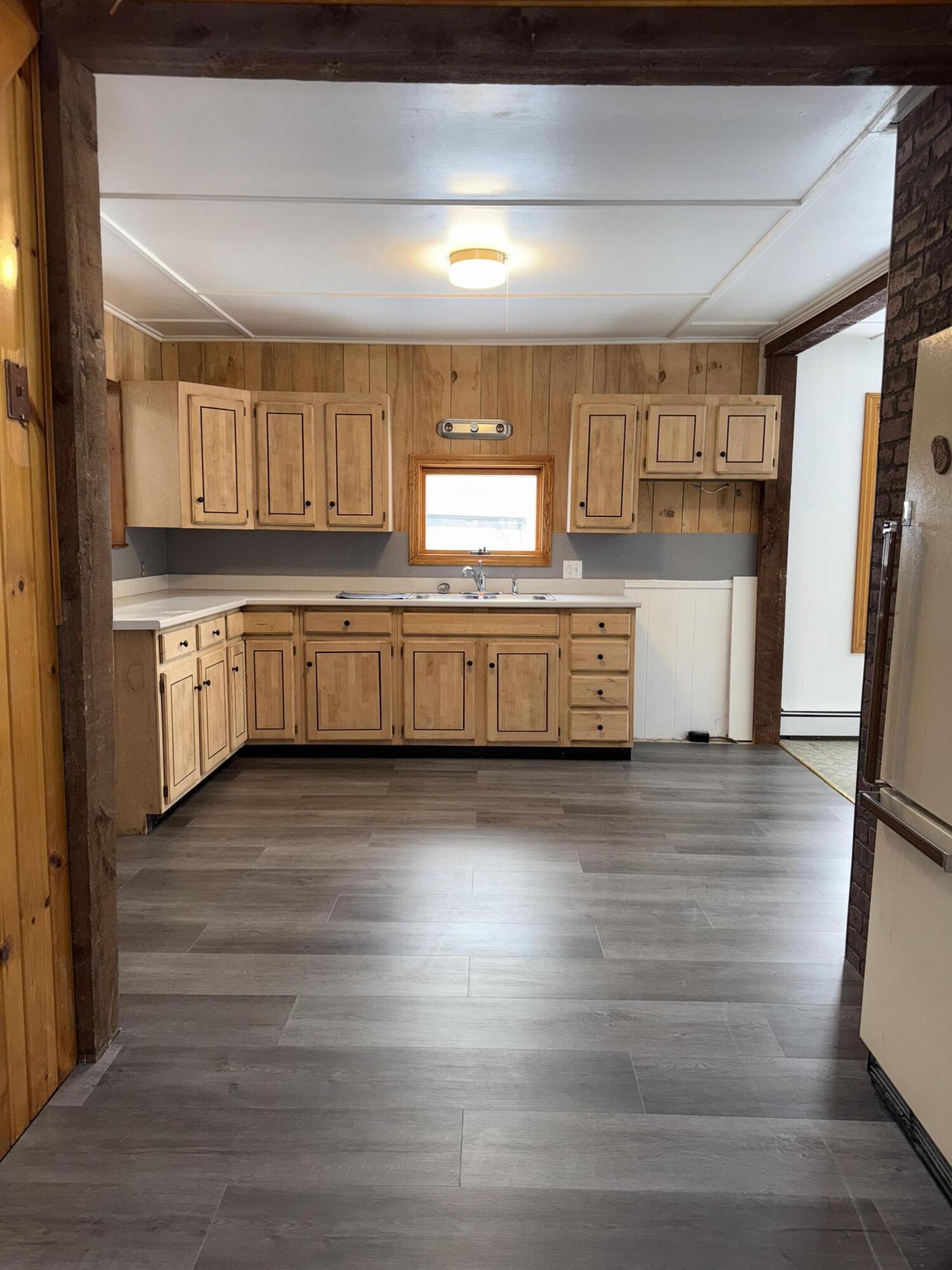 37 Pleasant Street, Milo, ME, 04463