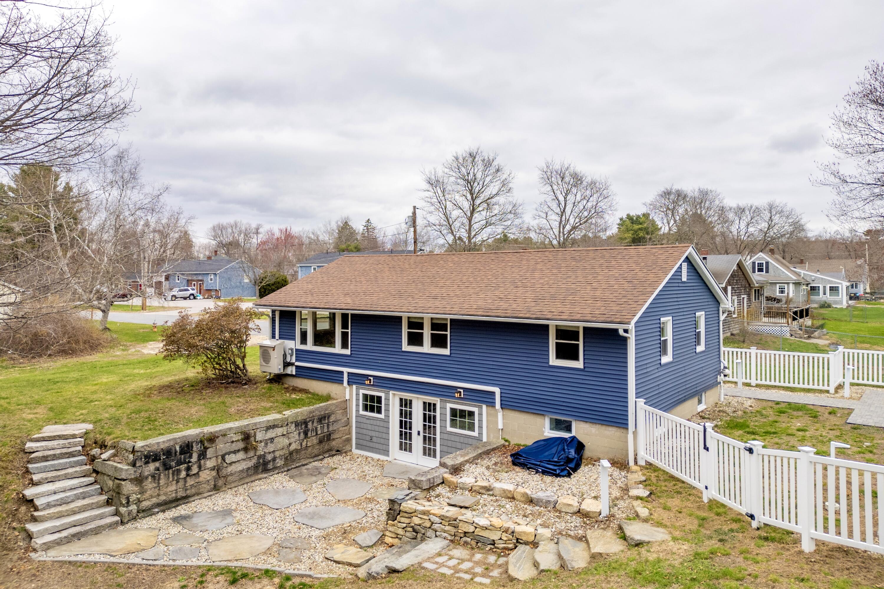7 Sunset View Street, Gray, ME, 04039