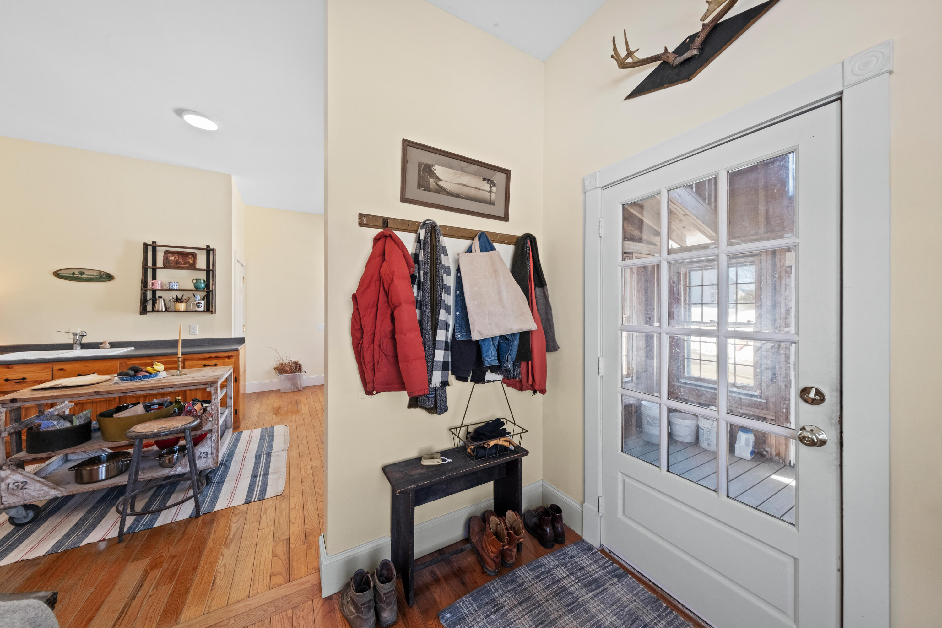 31-33 Booker Street UNIT 4, Thomaston, ME, 04861