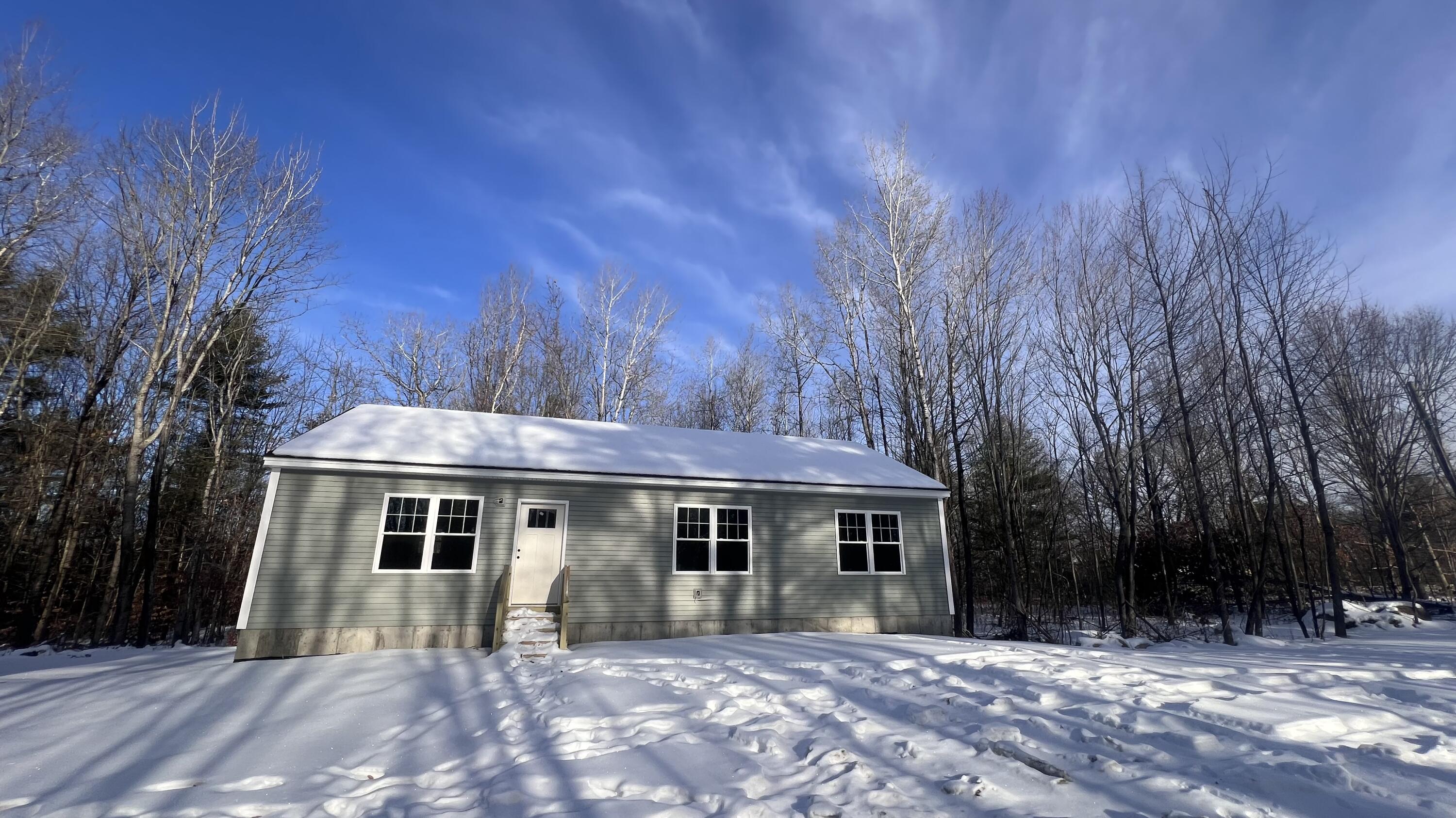 140 Raymond Hill Road, Raymond, ME, 04071