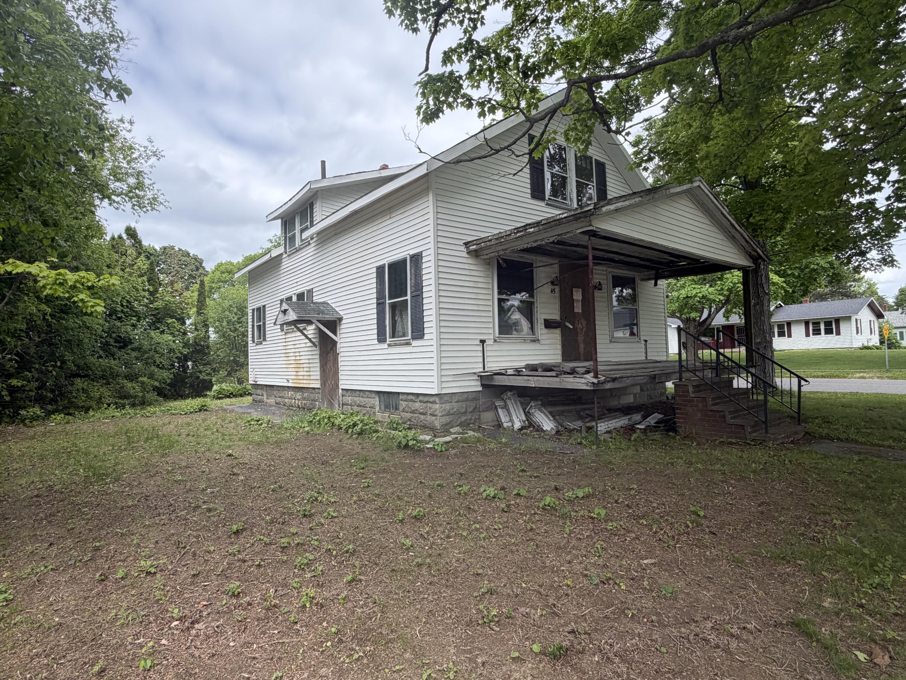 <p>Our Listings</p>