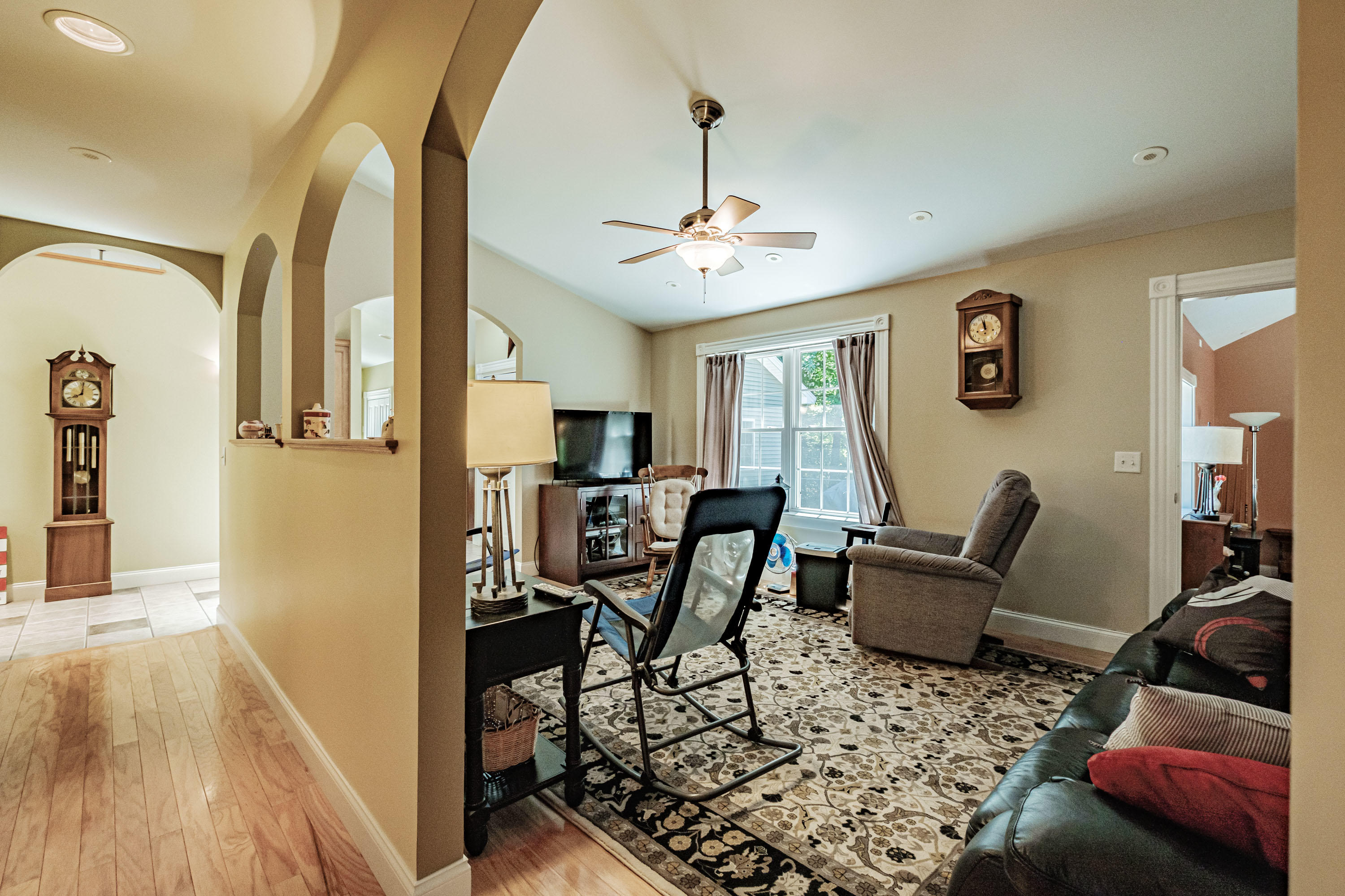 30 Kevin Heights, Paris, ME, 04281-1304