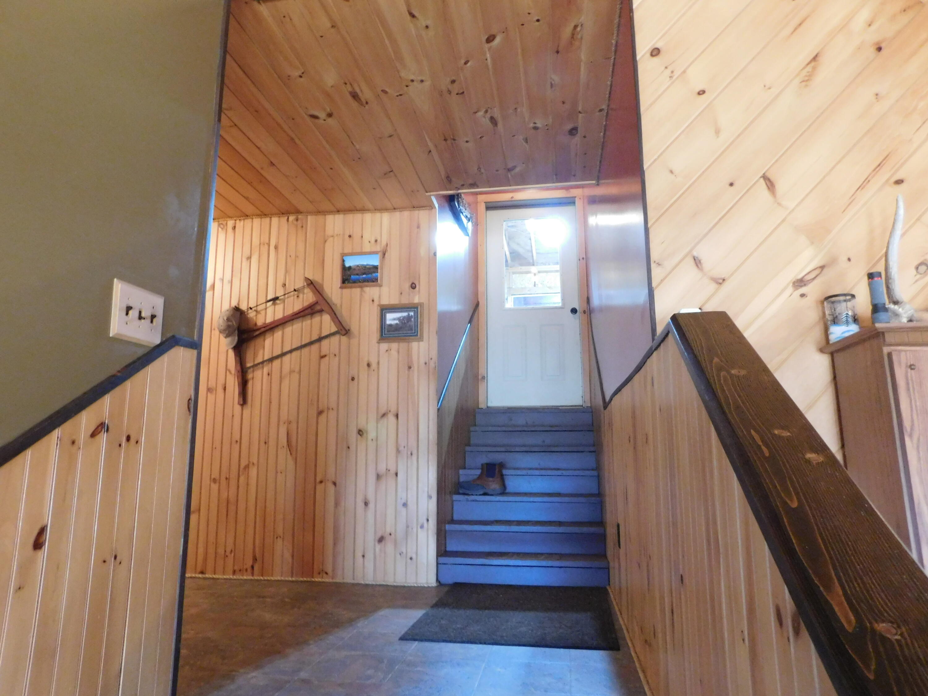 557 Enfield Road, Lincoln, ME, 04457