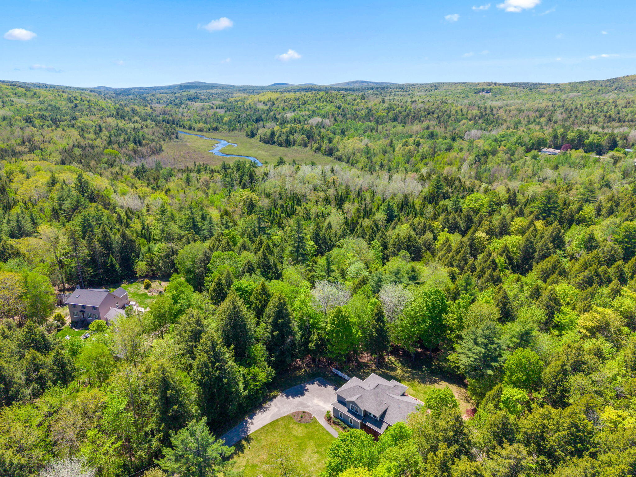 5-web-or-mls-DJI_20260522132328_0393_D