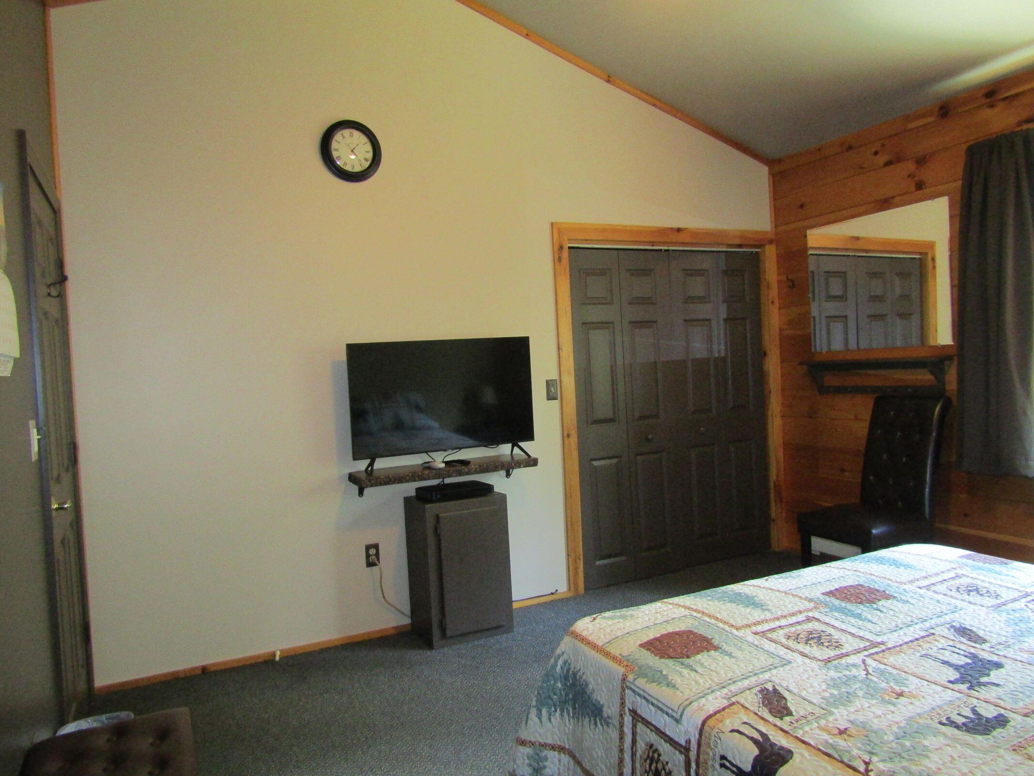 37 Loon Drive, Newport, ME, 04953