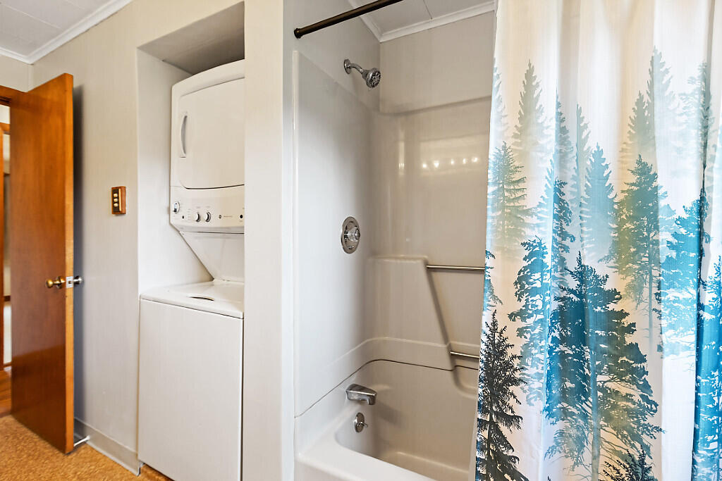 176 Fairfield Street, Oakland, ME, 04963