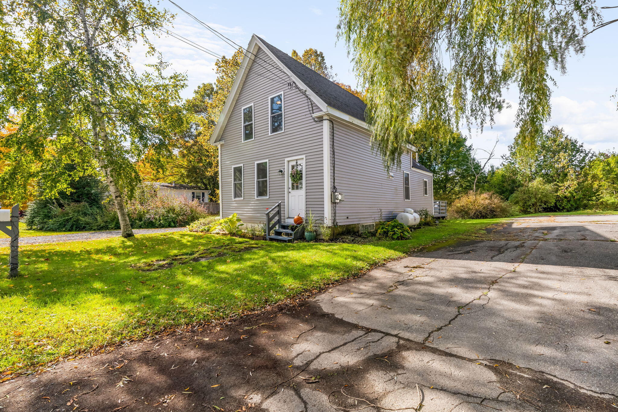 Photo of 24 Georges Street Thomaston ME 04861