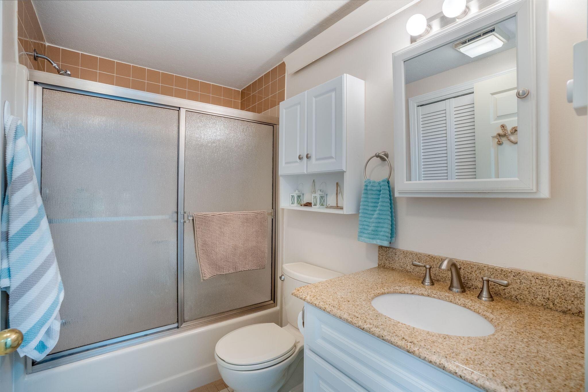 105 E Grand Avenue 7