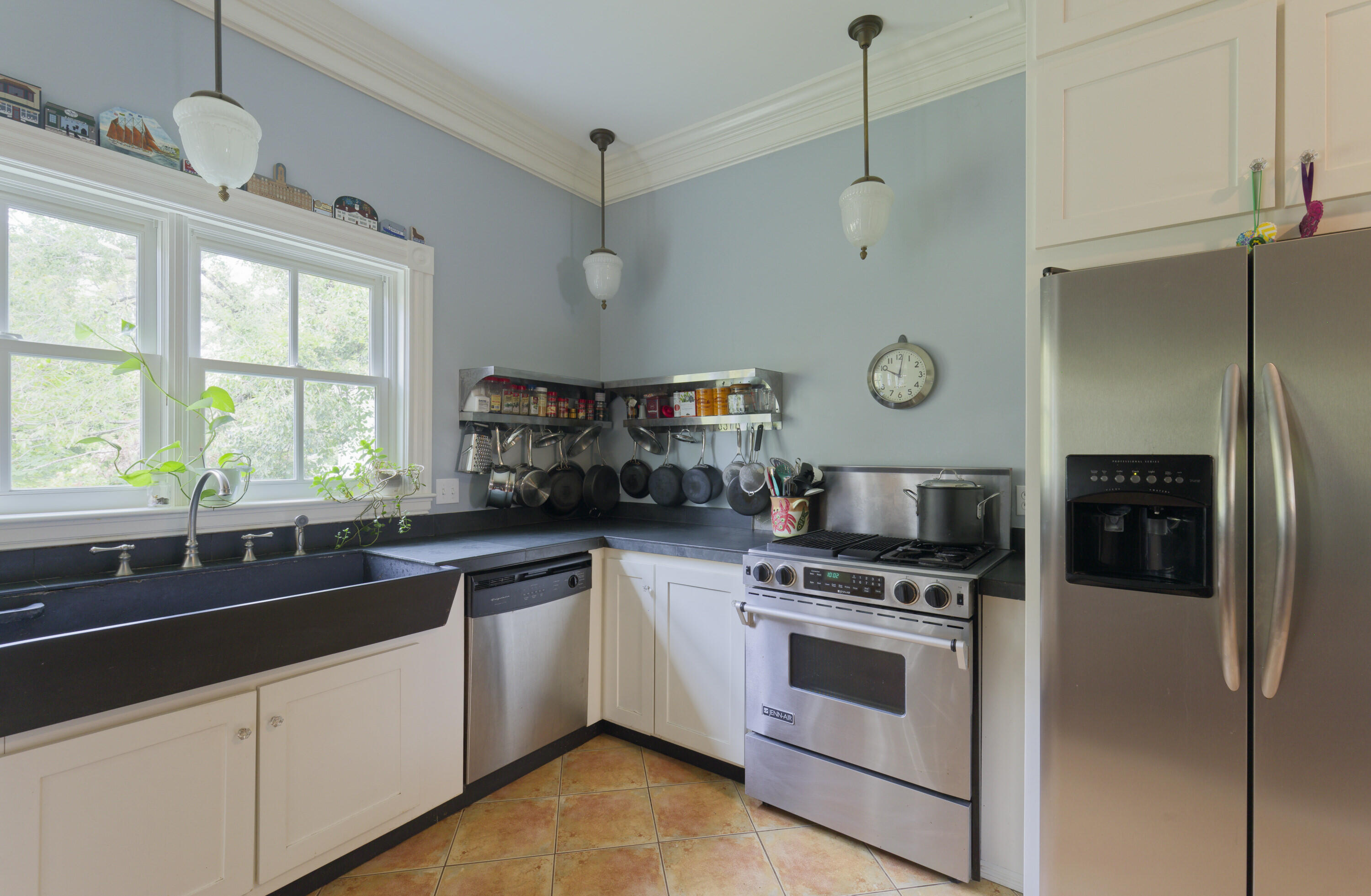 11 Holbrook Street, Freeport, ME, 04032