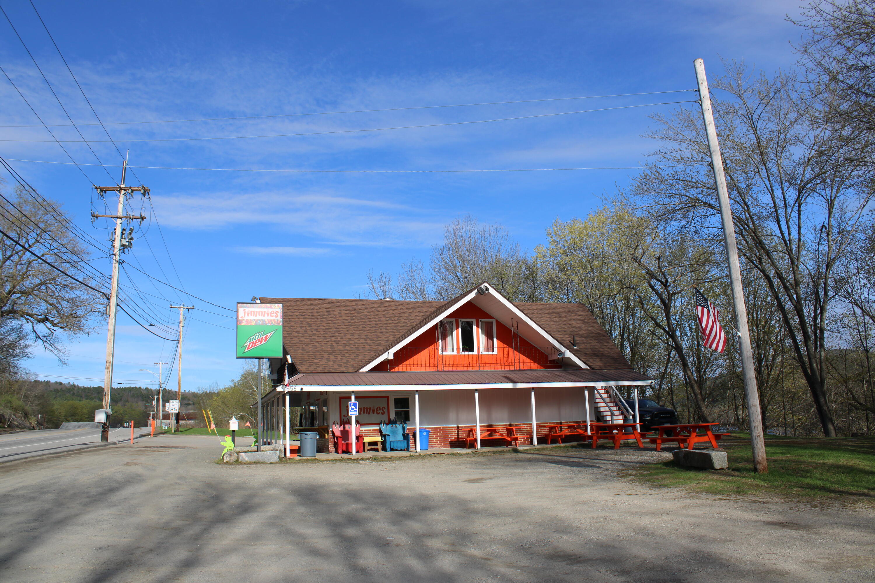 856 River Road, Mexico, ME, 04257