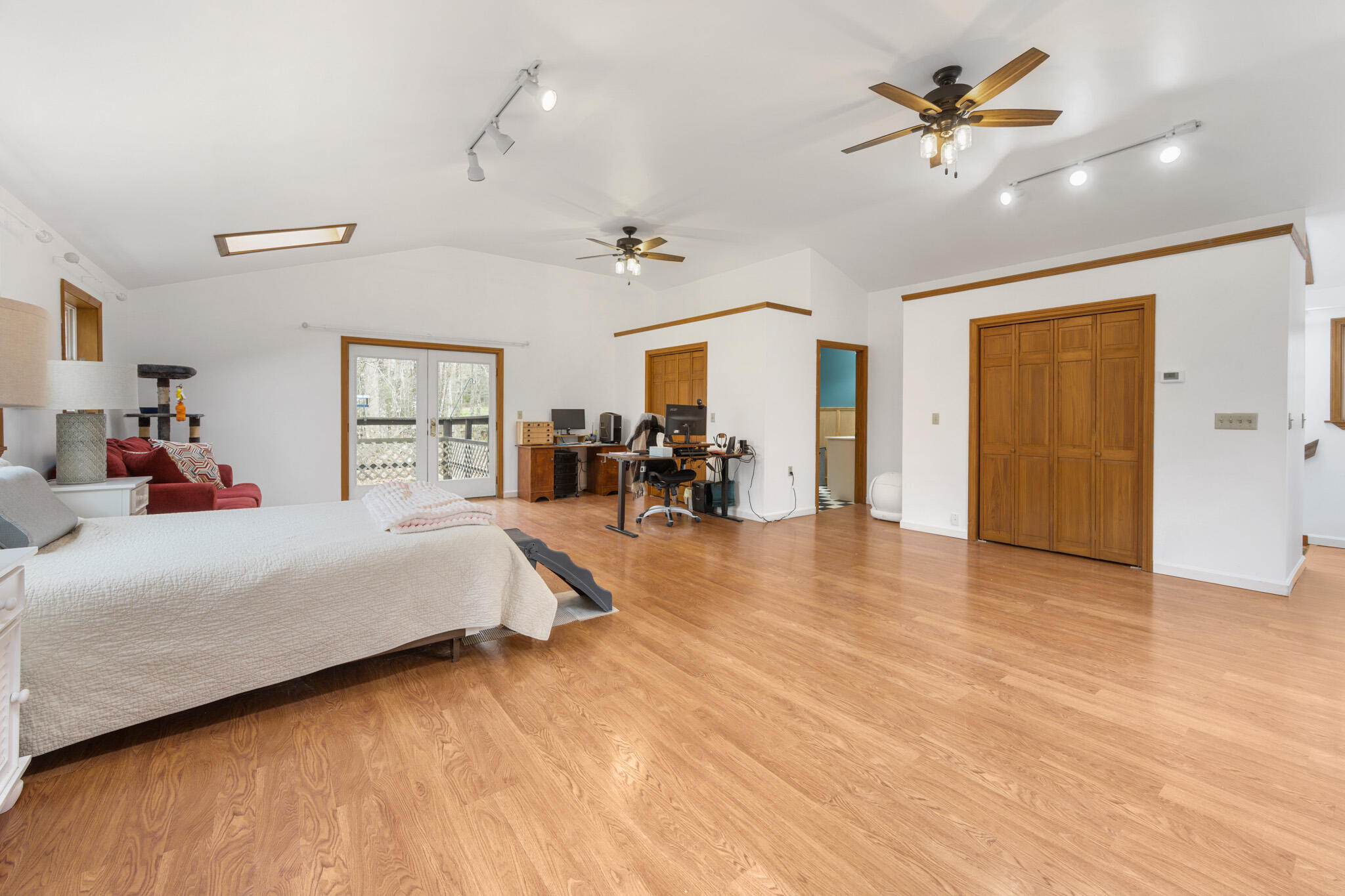 203 Clark Hill Road, Holden, ME, 04429
