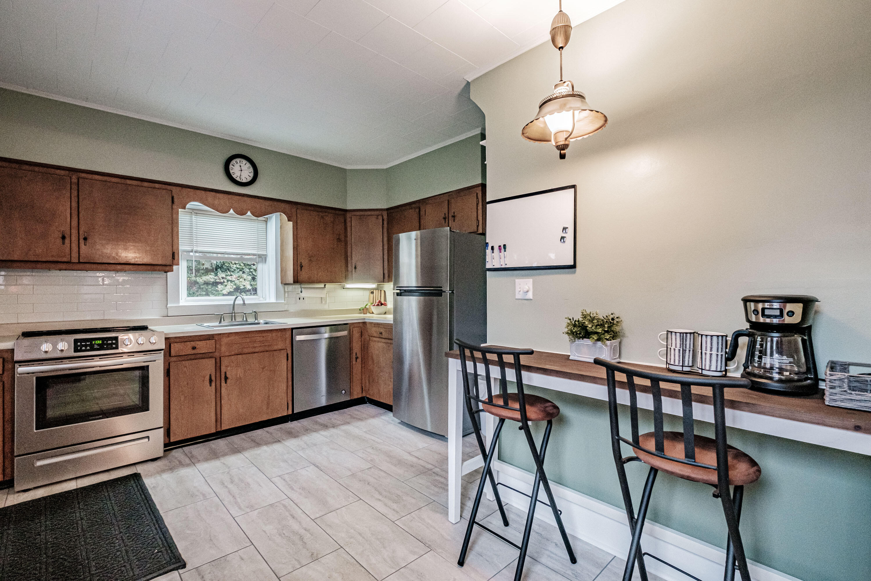 424 Pine Street, Rumford, ME, 04276-2121