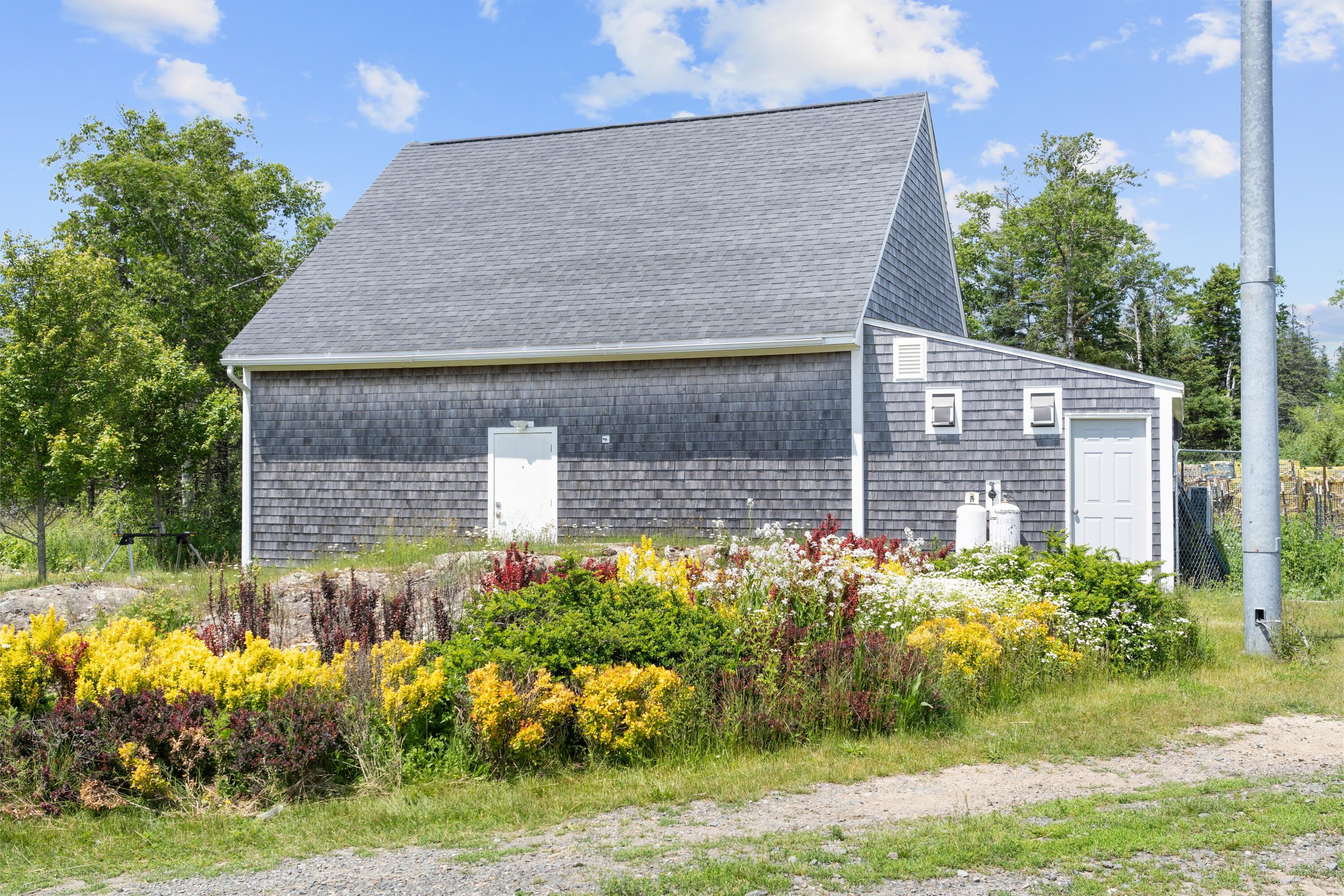 197 N Shore Road, North Haven, ME, 04853