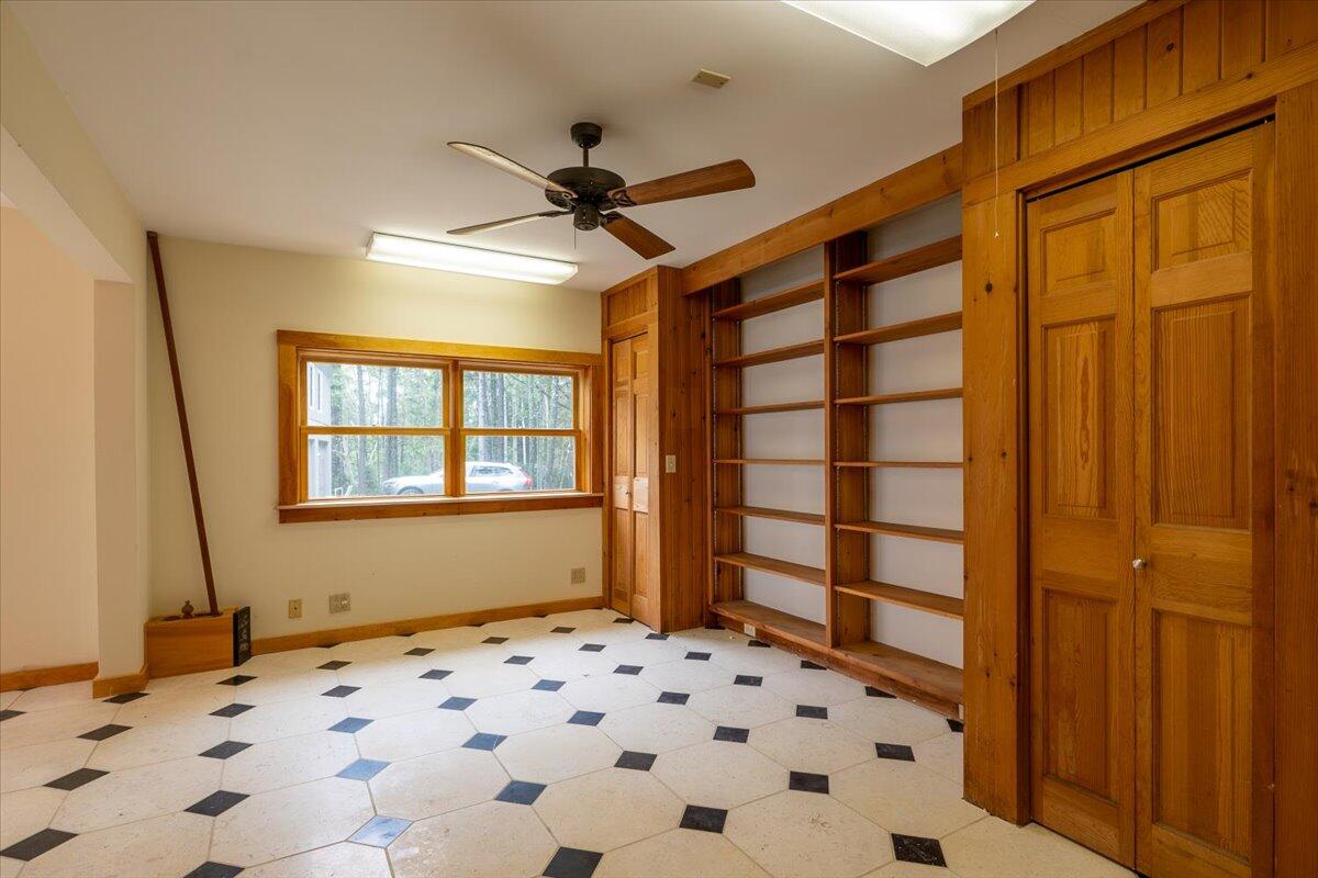 391 Main Road, Islesboro, ME, 04848