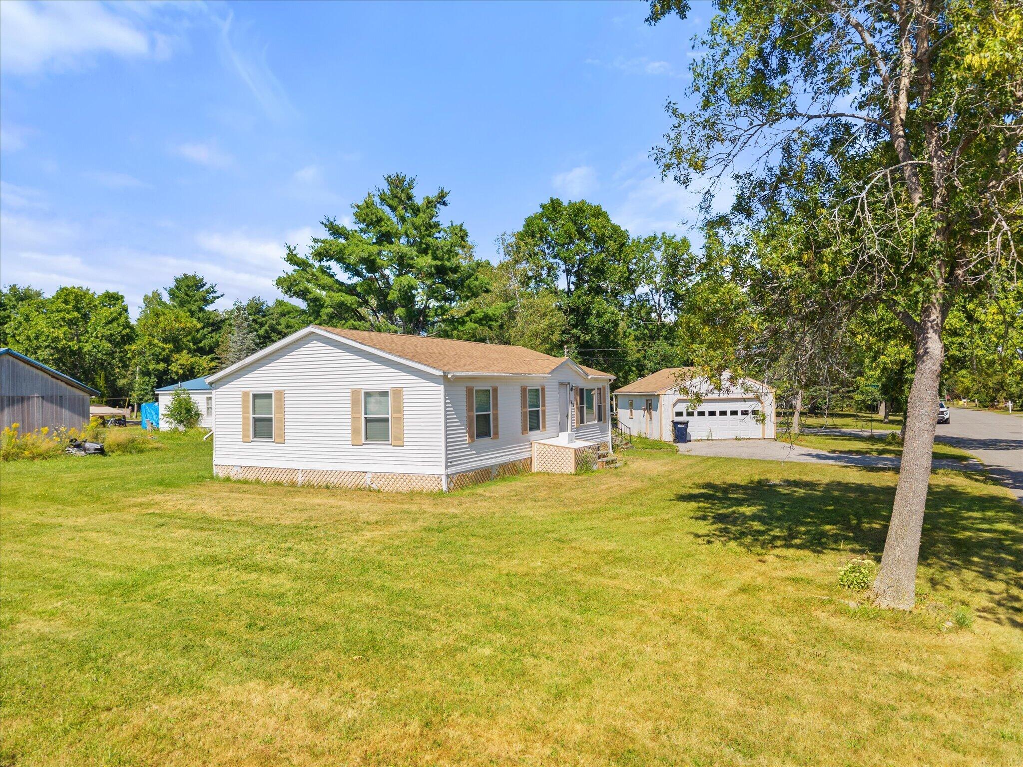 03-85 Shepherd Dr