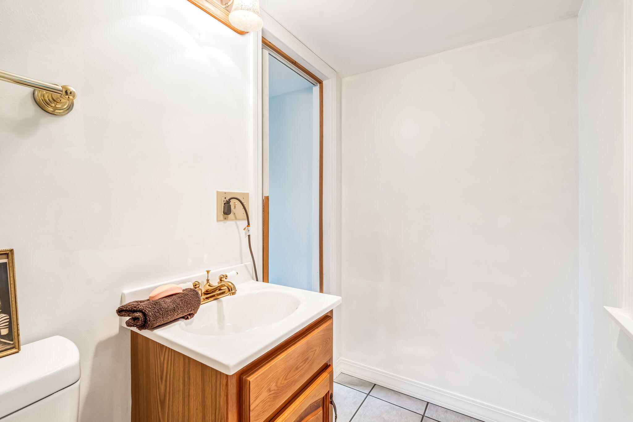 176 Cedar Rest Road, Enfield, ME, 04493