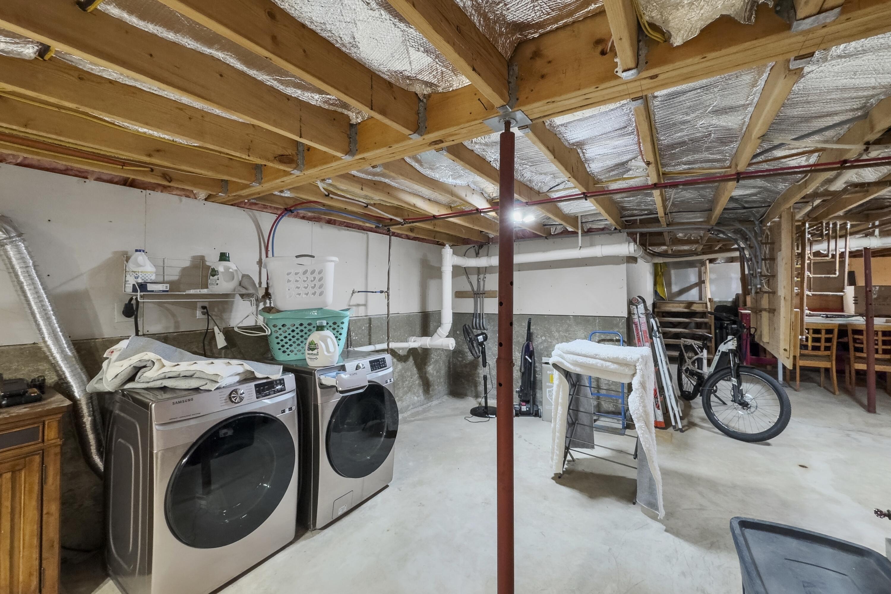 36 Bobolink Lane