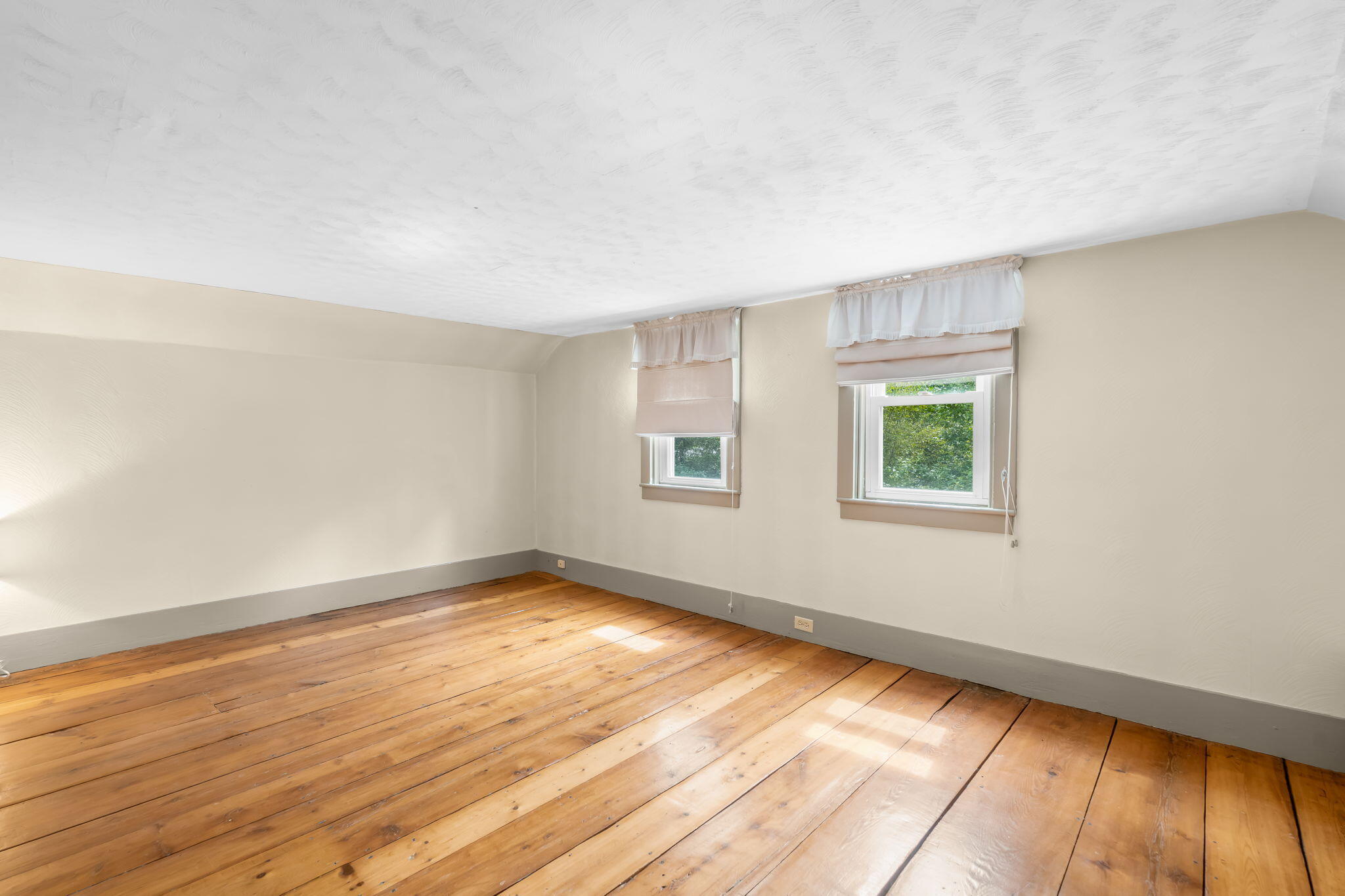 46-web-or-mls-335-upper-dedham-rd