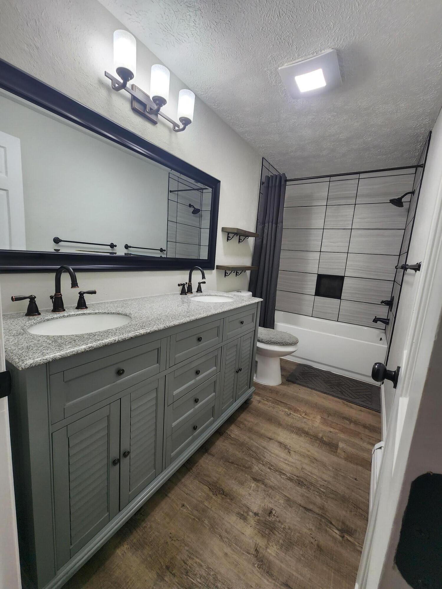 18 Martin Heights, Raymond, ME, 04071