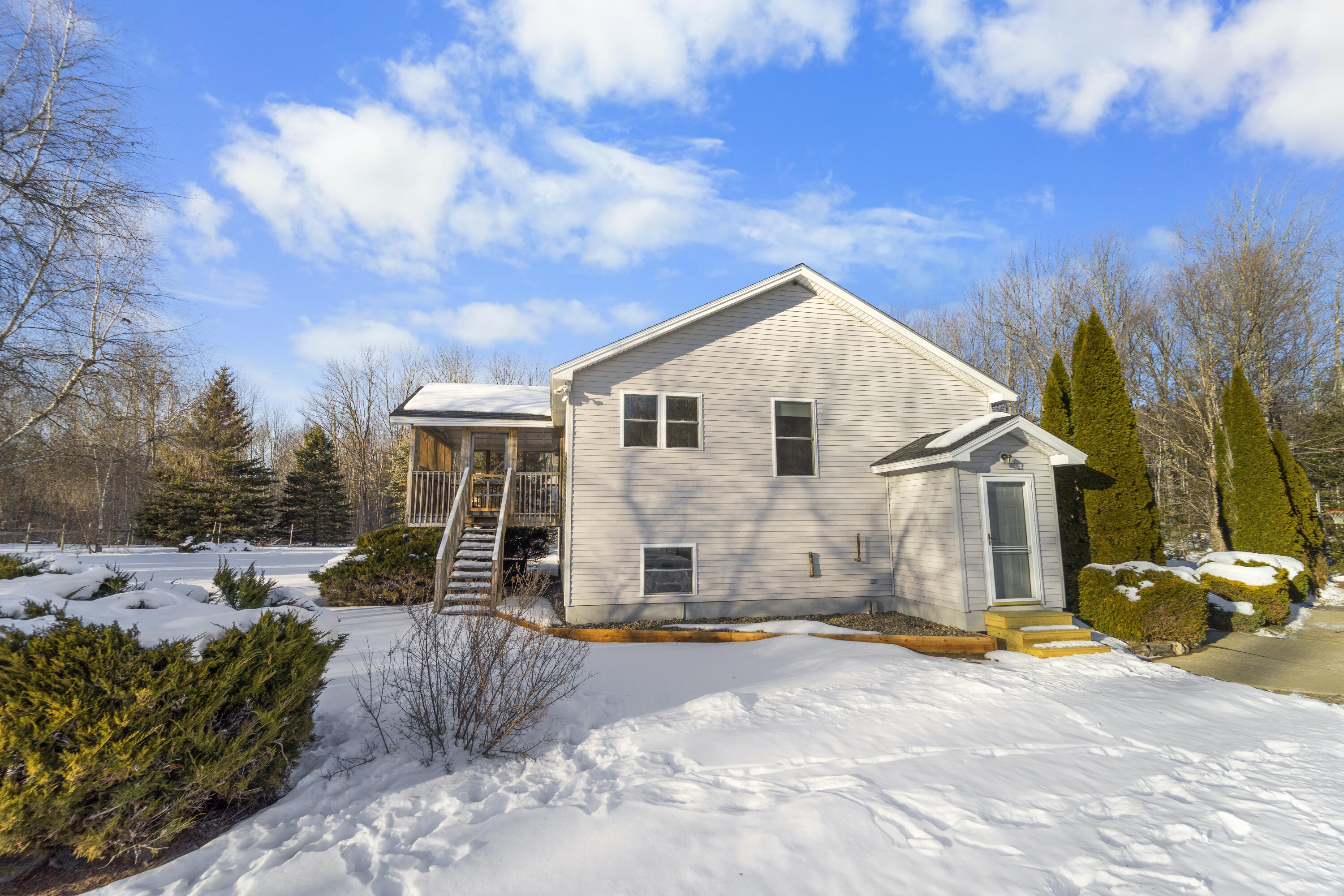 50 Emerald Drive, Hampden, ME, 04444