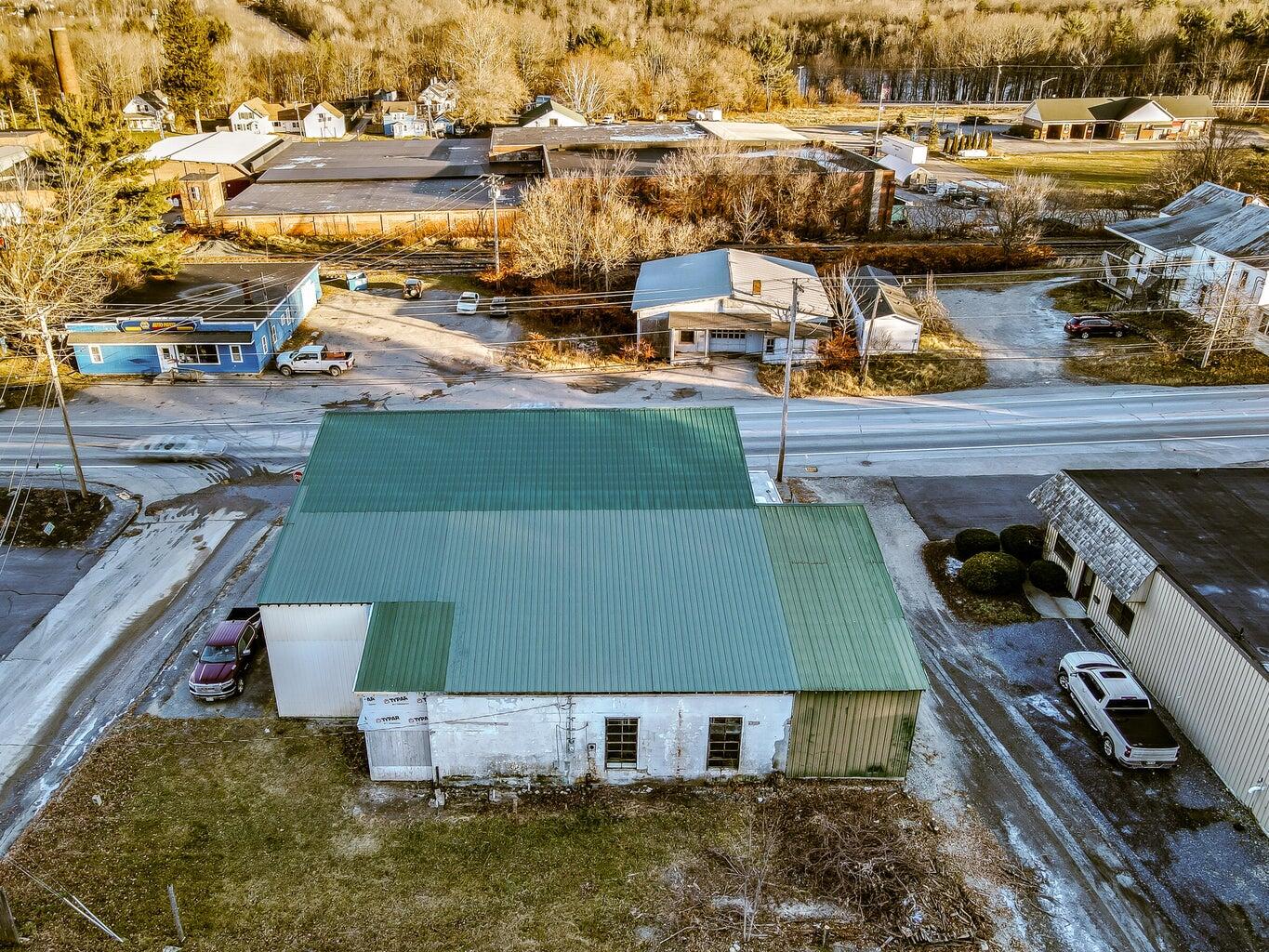 74 Route 133, Winthrop, ME, 04364