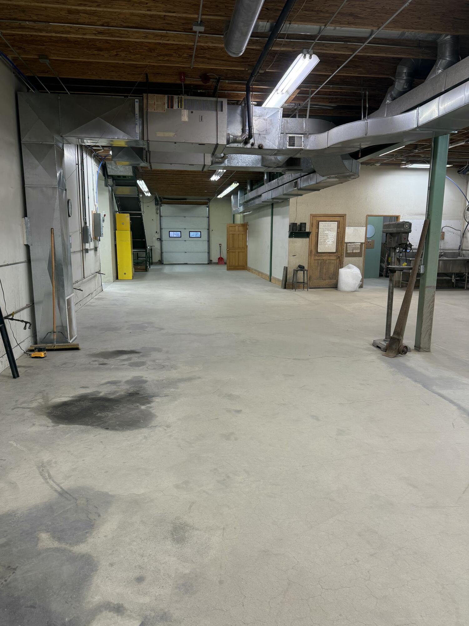 783 Auburn Road, Peru, ME, 04290