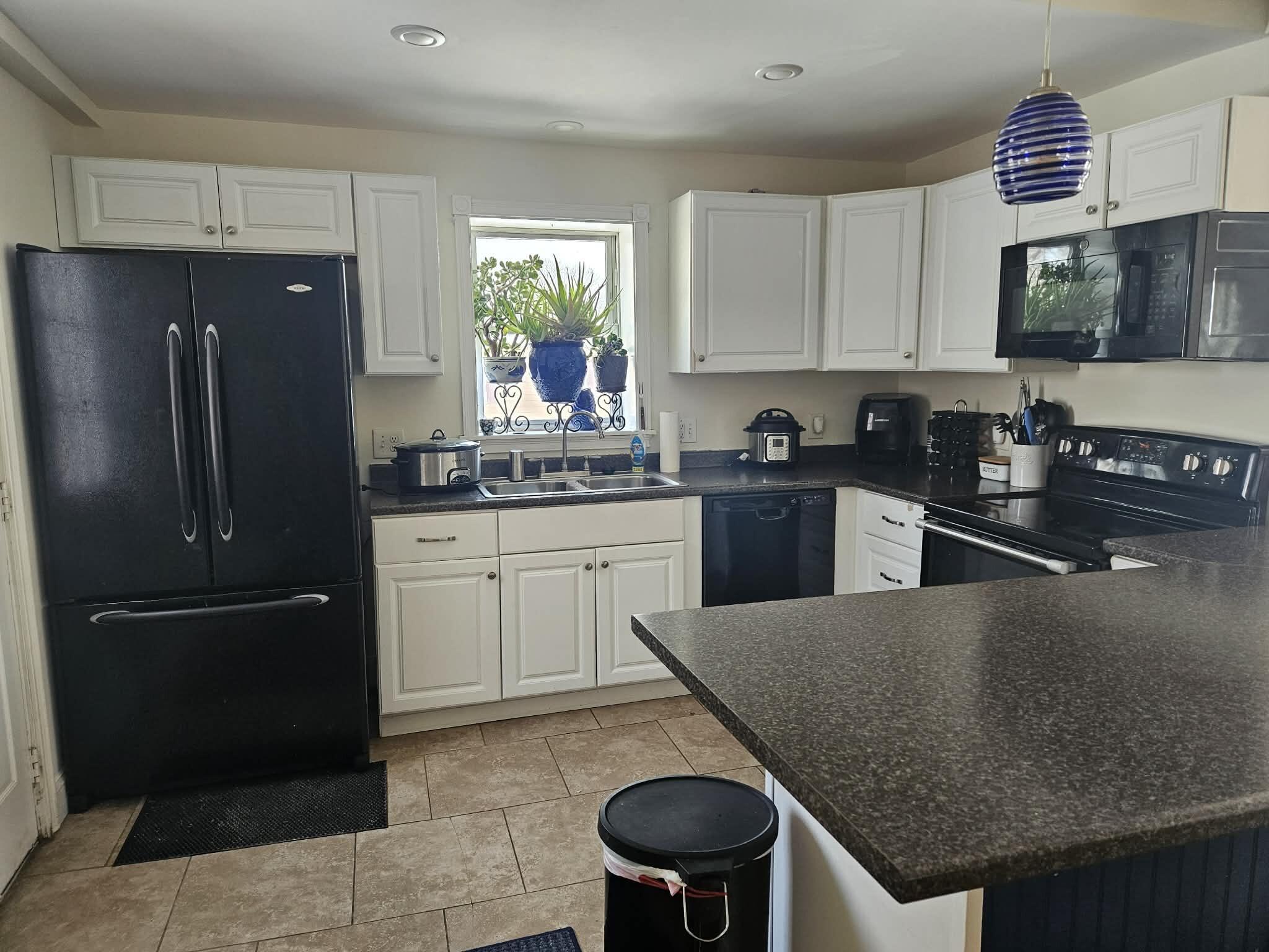 18 King Avenue, Lewiston, ME, 04240