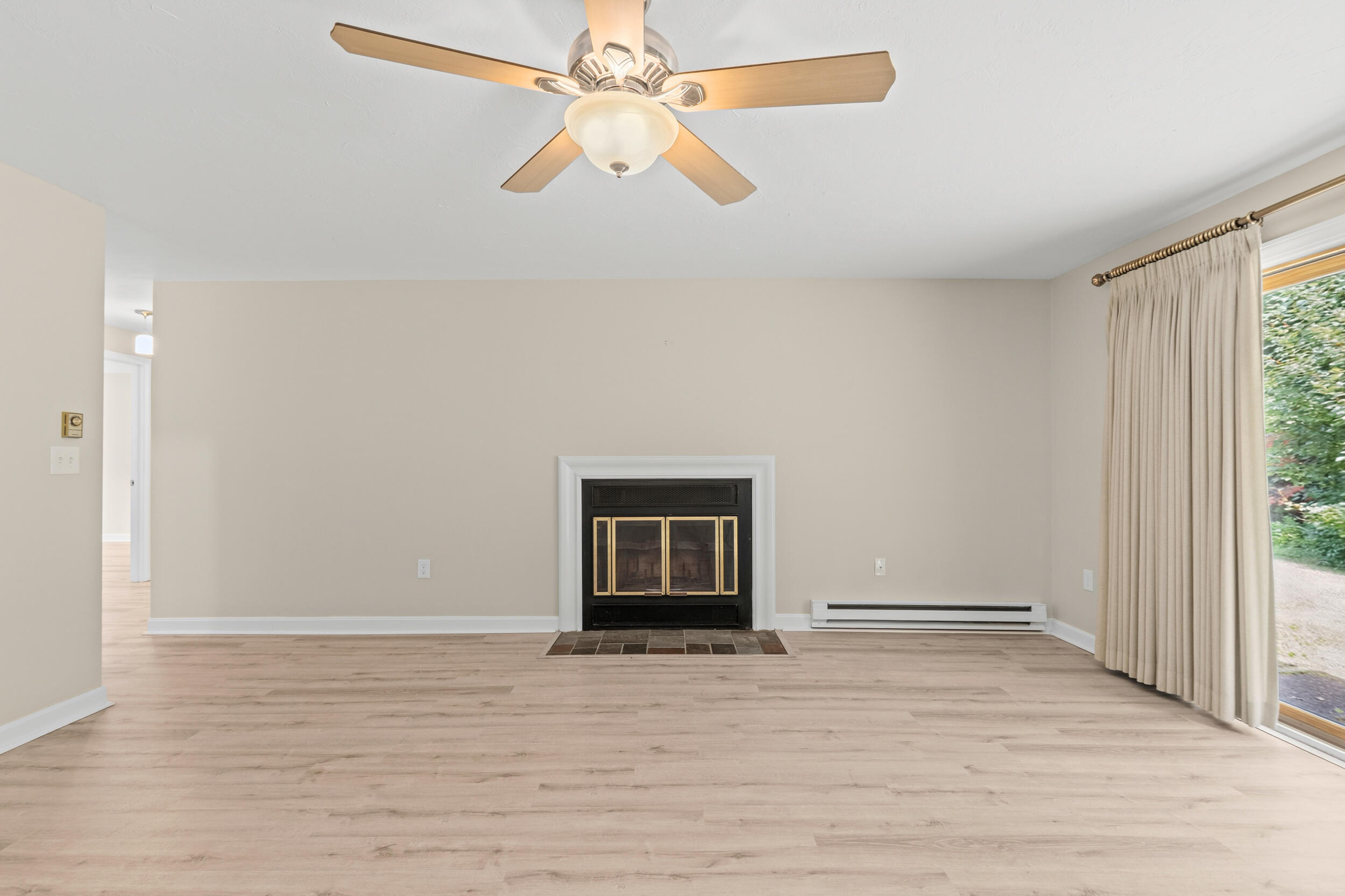 19 Stratton Road, #19, Scarborough, ME 04074 Living Room