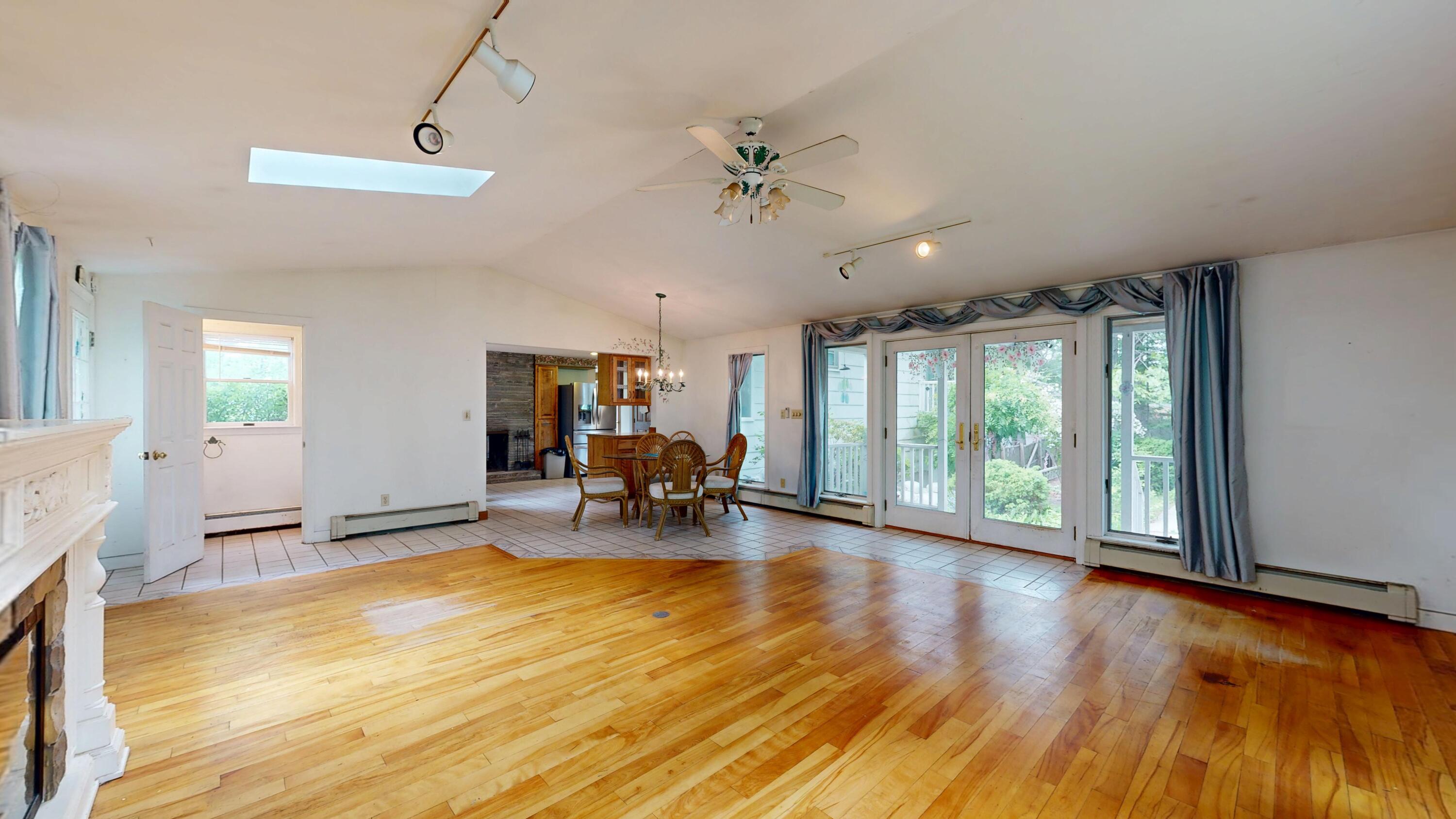 172 Sandy Hill Road, South Portland, ME 04106 Bonus Room