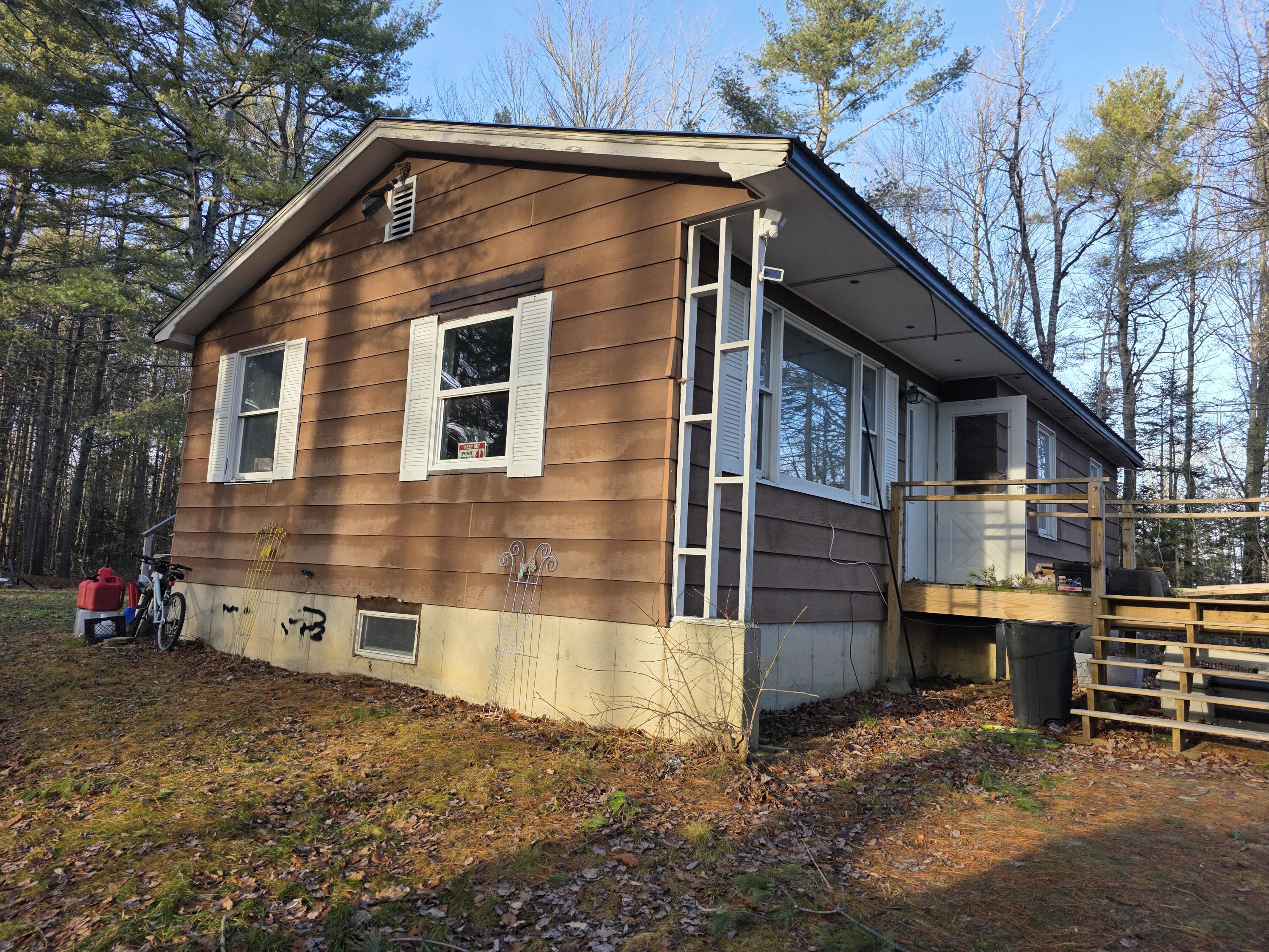 26 Pineview Avenue, Glenburn, ME 04401 Welcome Home