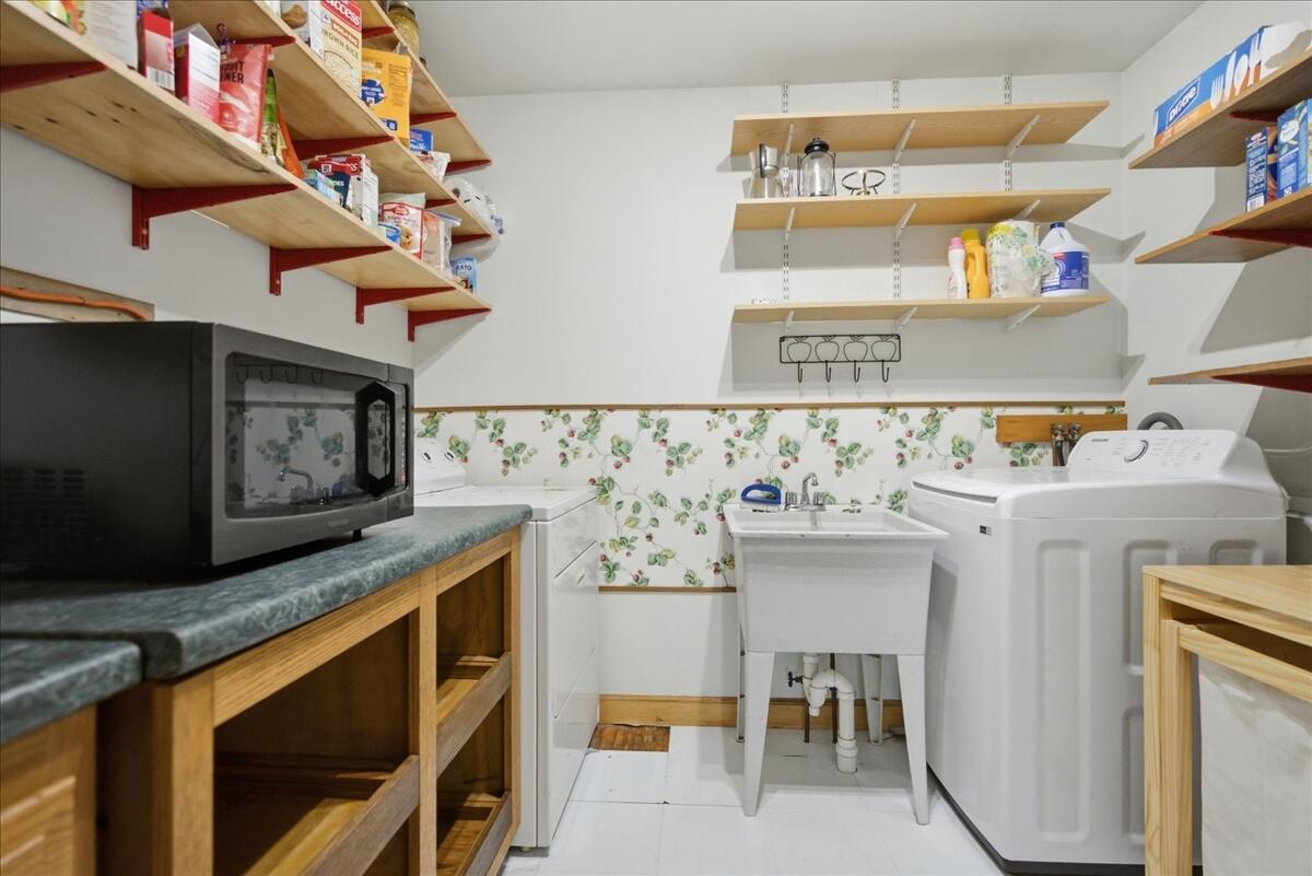 24 Bradeen Road, Sumner, ME 04292 44-DSC04486