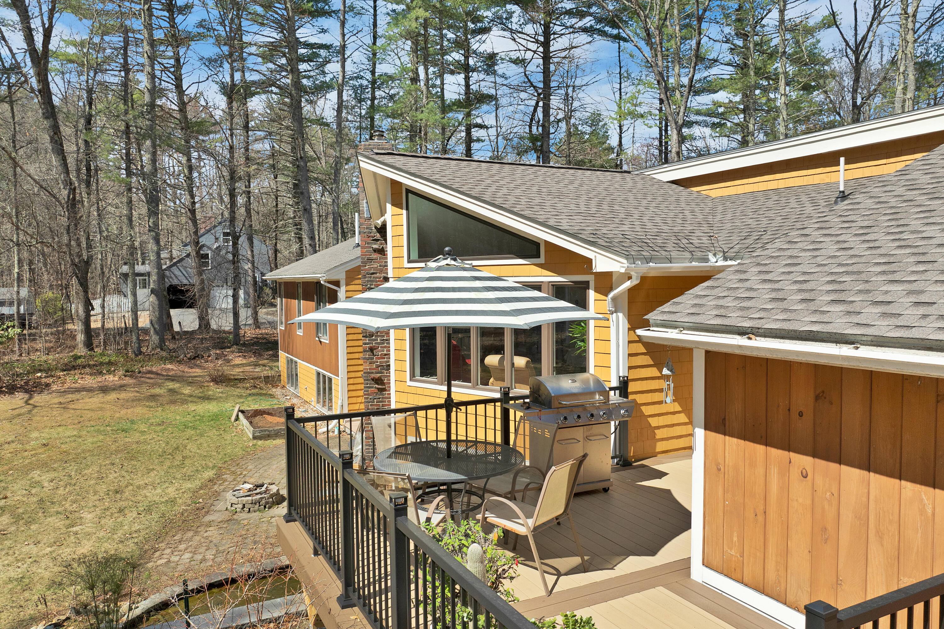 50 James Farm Road, Lee, NH, 03861