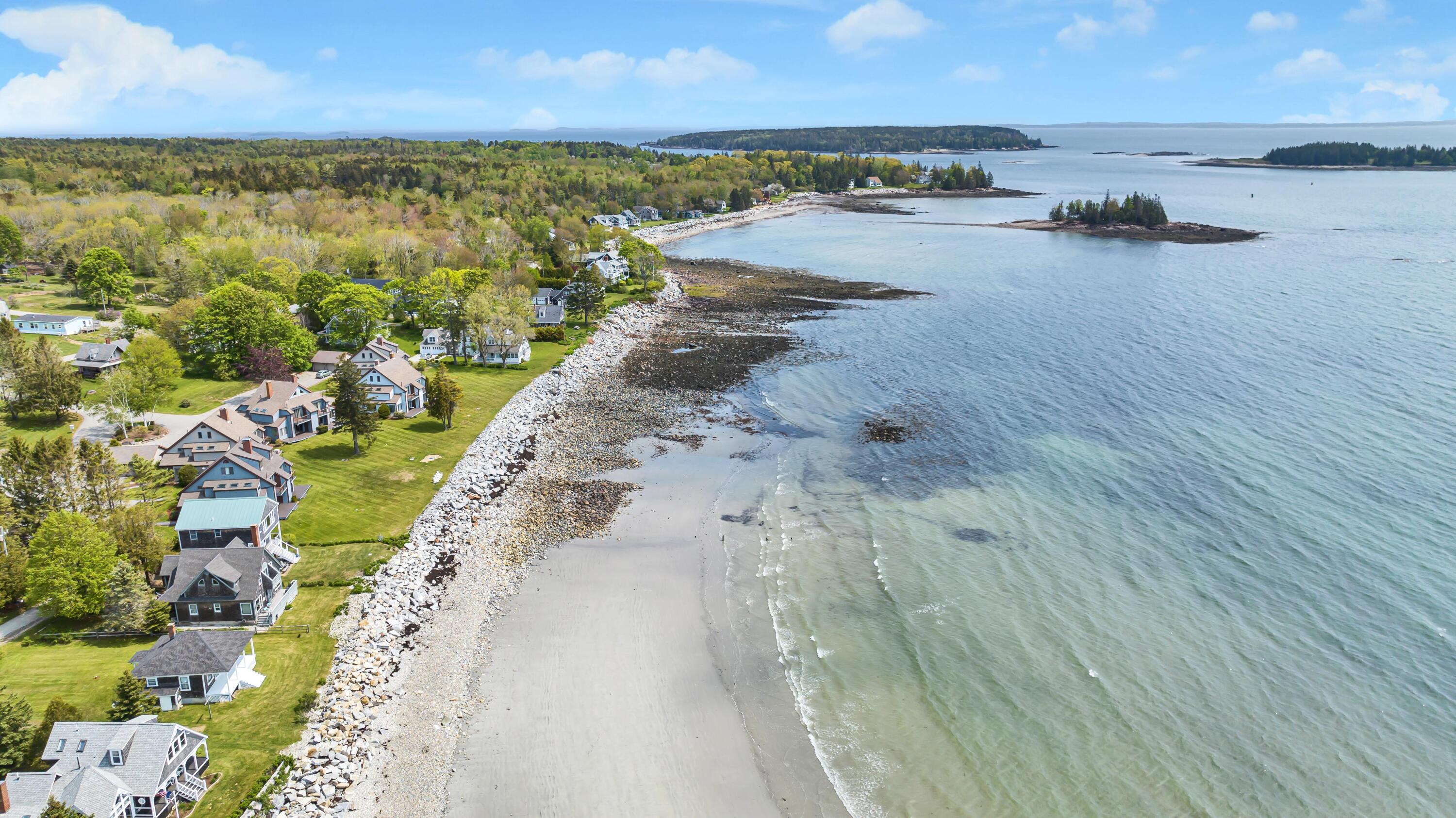 19 Crescent Beach Road, Owls Head, ME, 04854