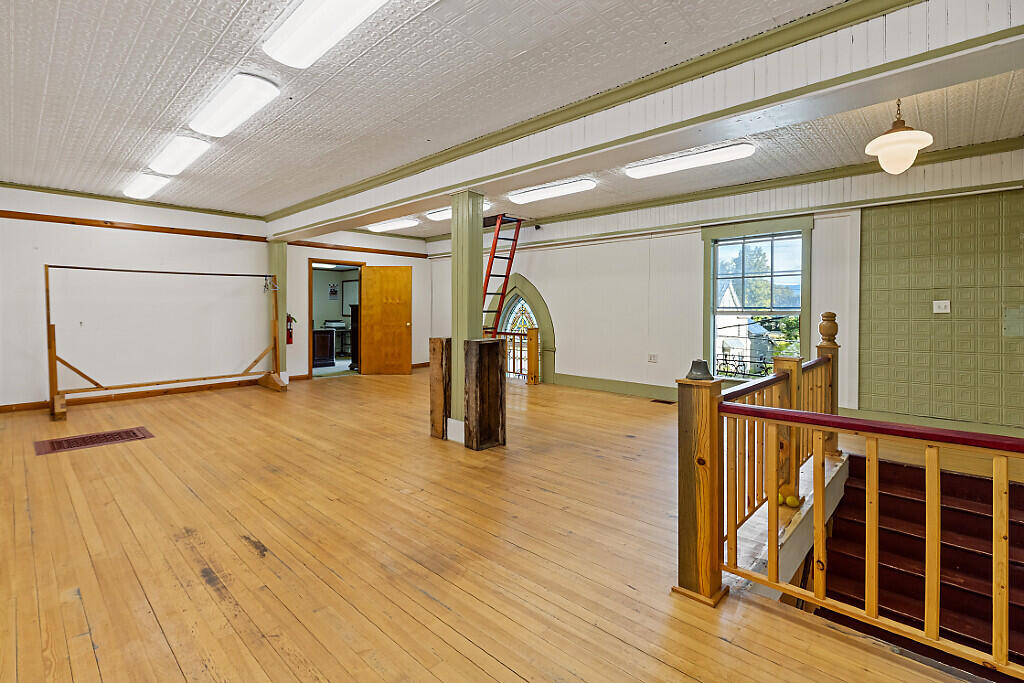 83 Main Street, Phillips, ME, 04966