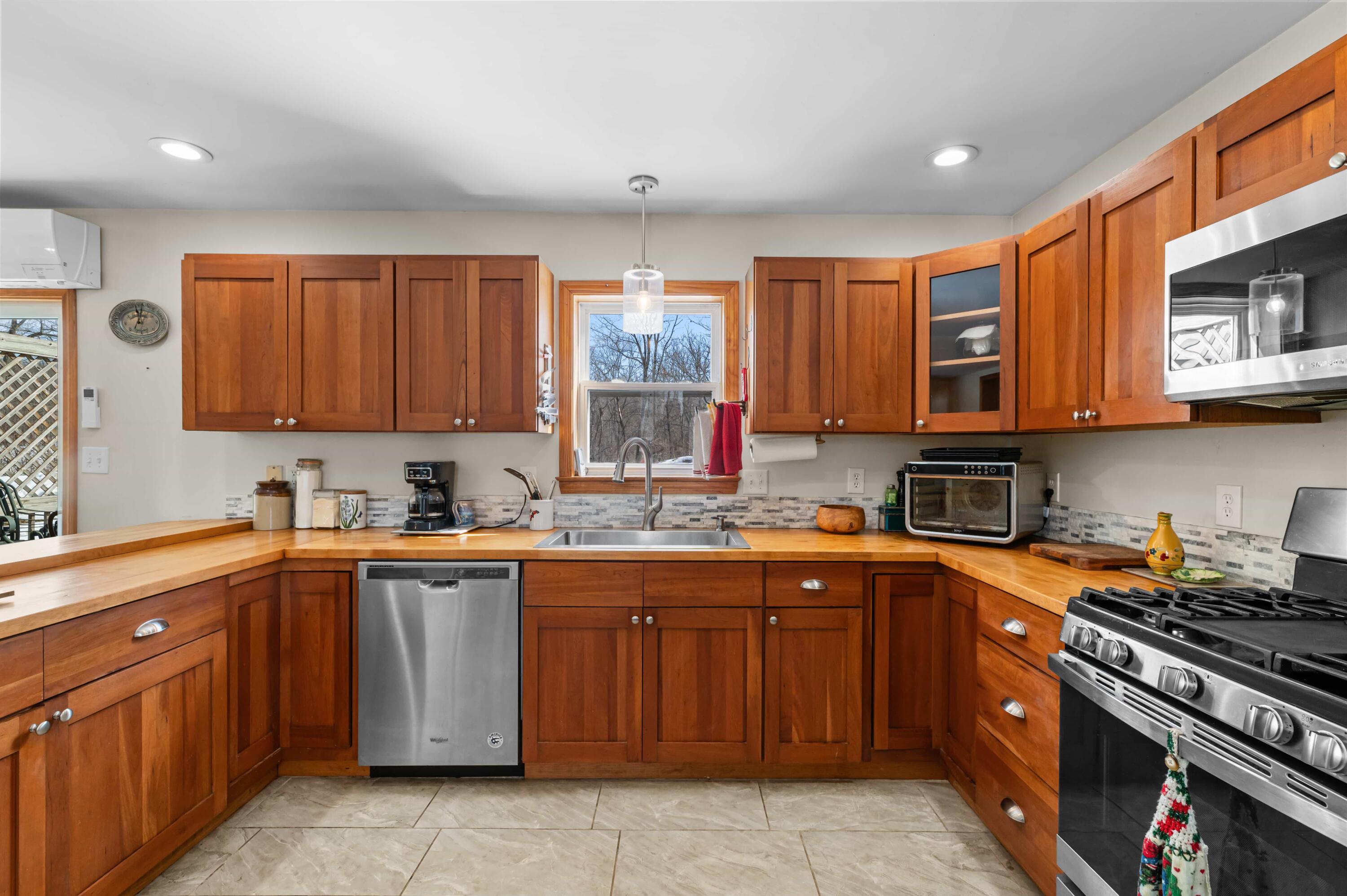 101 Dunham Road, Vassalboro, ME, 04989